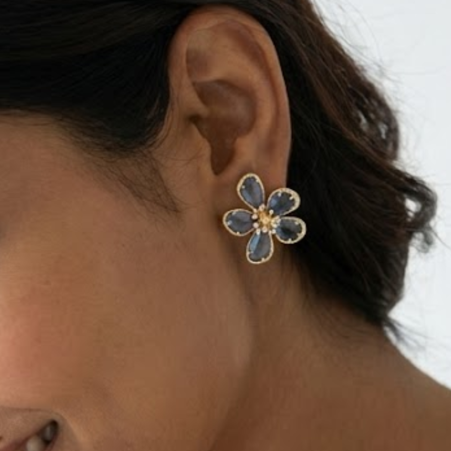 Bloomy Blue Pin Earrings JLT11467