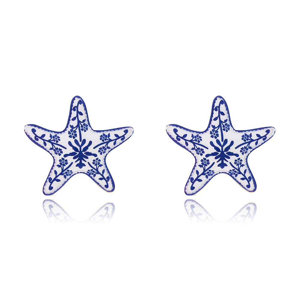 Just Lil Things Ocean Bloom Starfish Stud Earrings – Blue & White Floral Design jlt13314