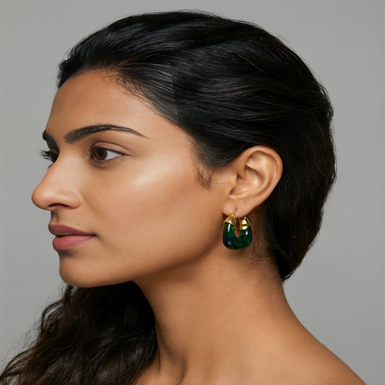 U Shaped Green Hoop Earrings JLT11344