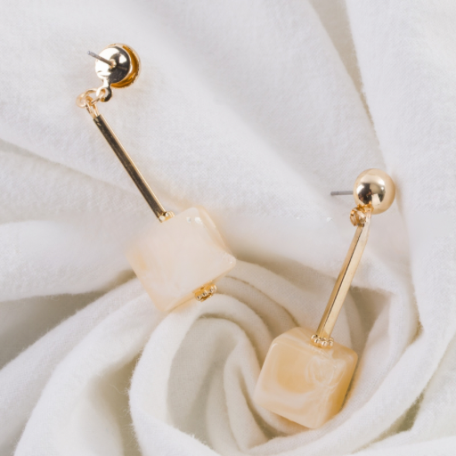 just lil things pin earringsJLT12583