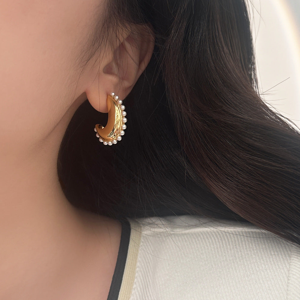 Moon Pearl Paved C Shaped Gold Pin Earrings JLT12679