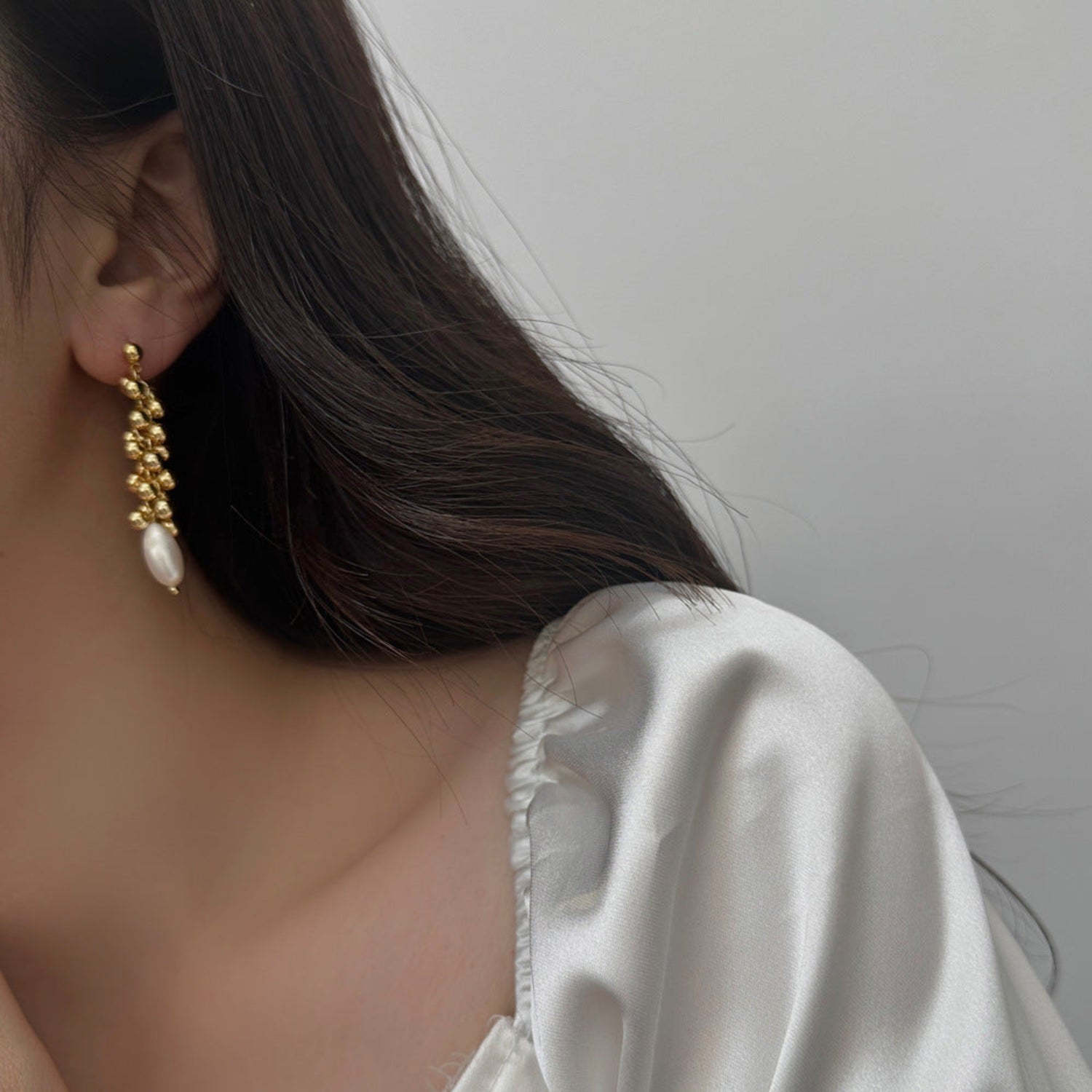 Long Bunch Pearl Drop Pin Earrings JLT12746