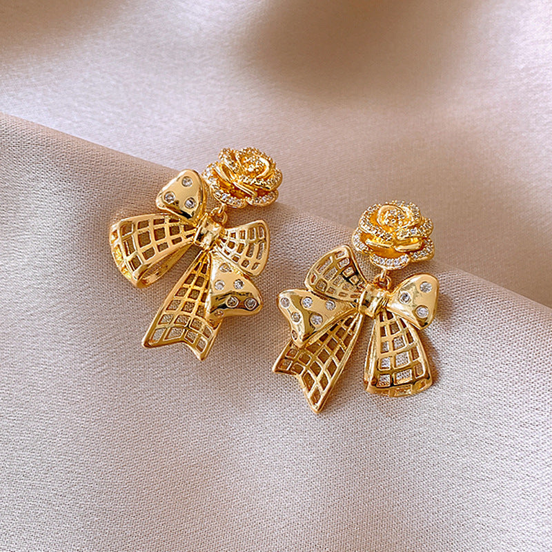 Hollow Beaded Bow Gold Pin Earrings JLT12877