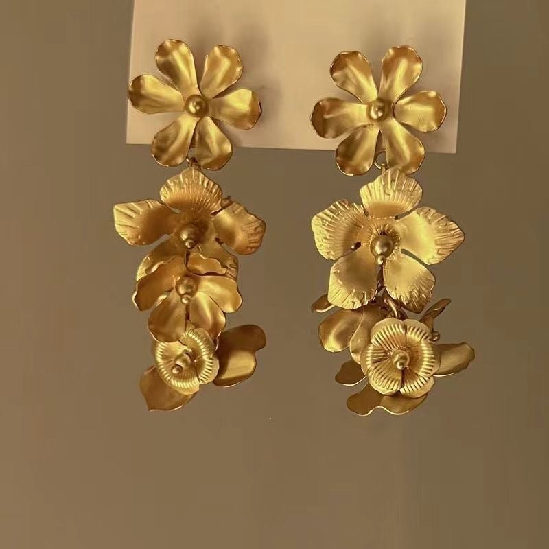 Multi Metal Flower Gold Drop Earring JLT12936