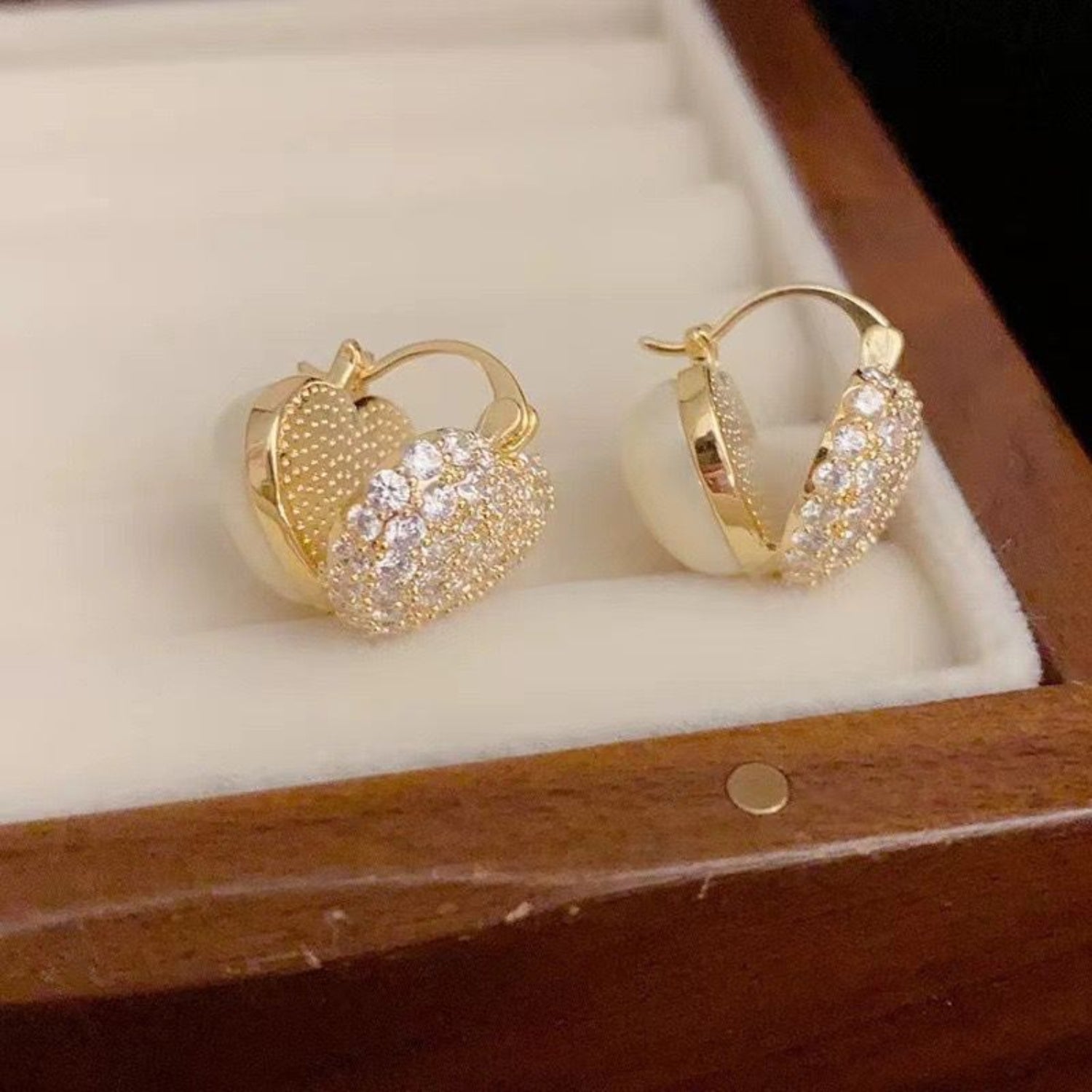 White Crystal Heart Huggie Earrings JLT13525