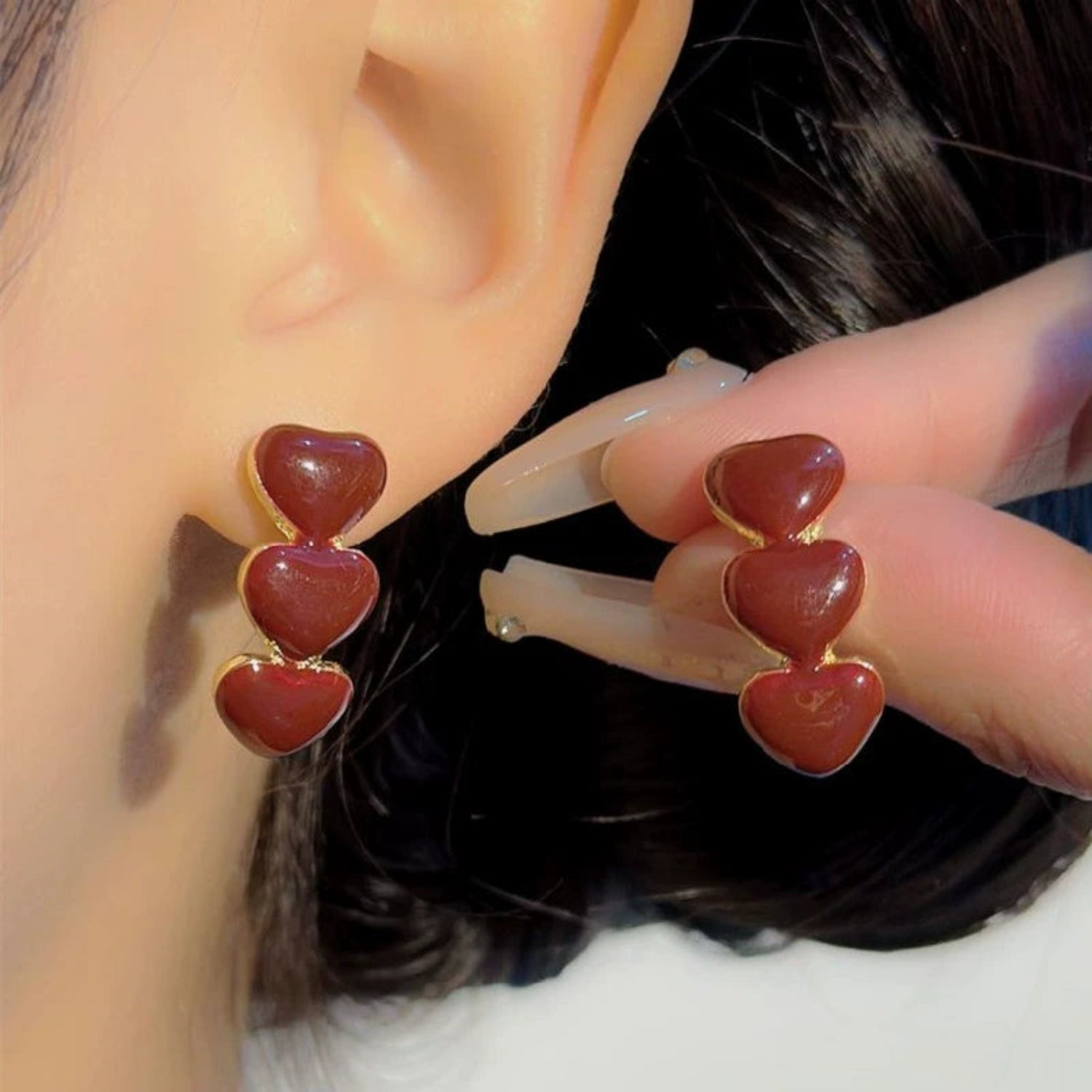 Red Triple Heart Stud Earrings JLT13528