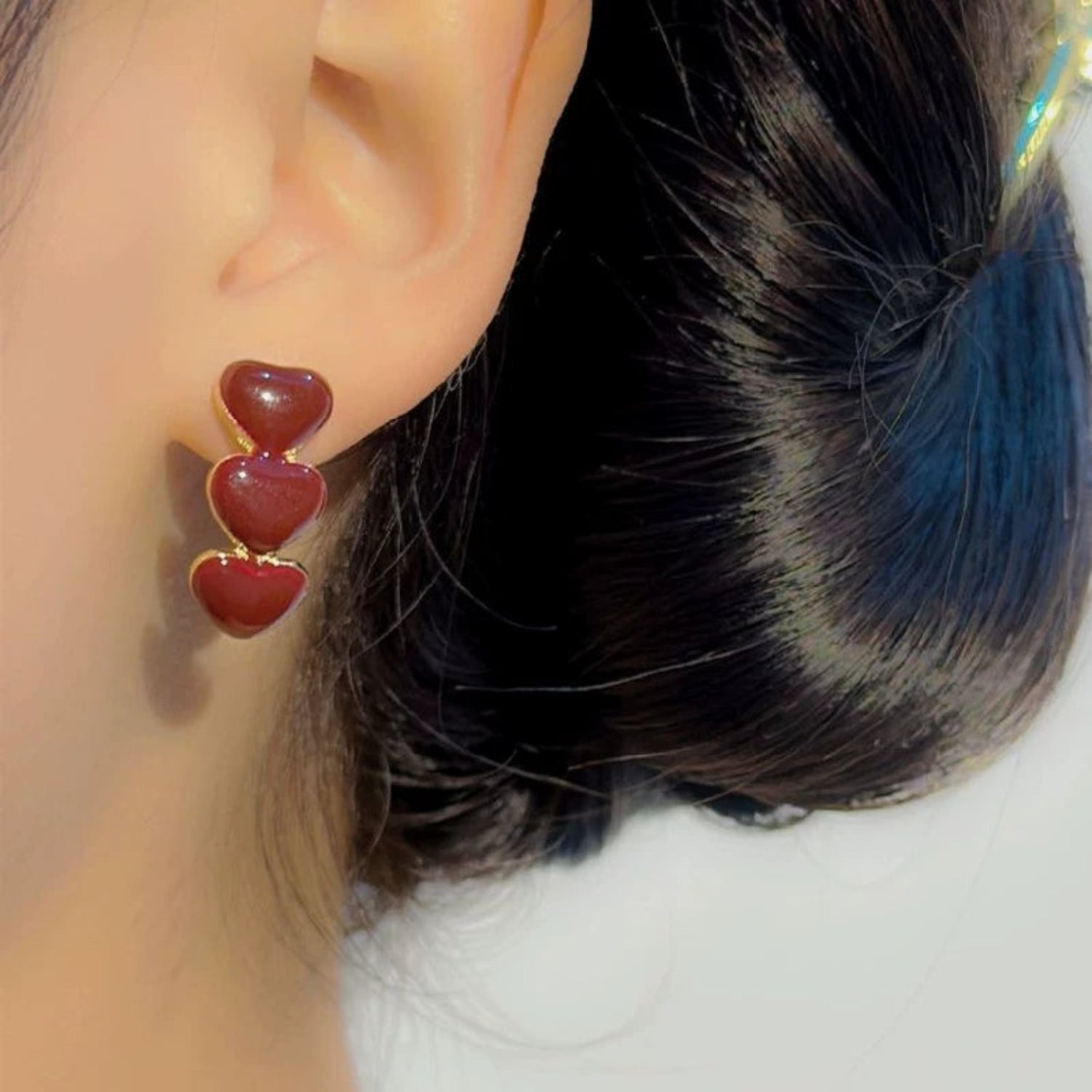 Red Triple Heart Stud Earrings JLT13528
