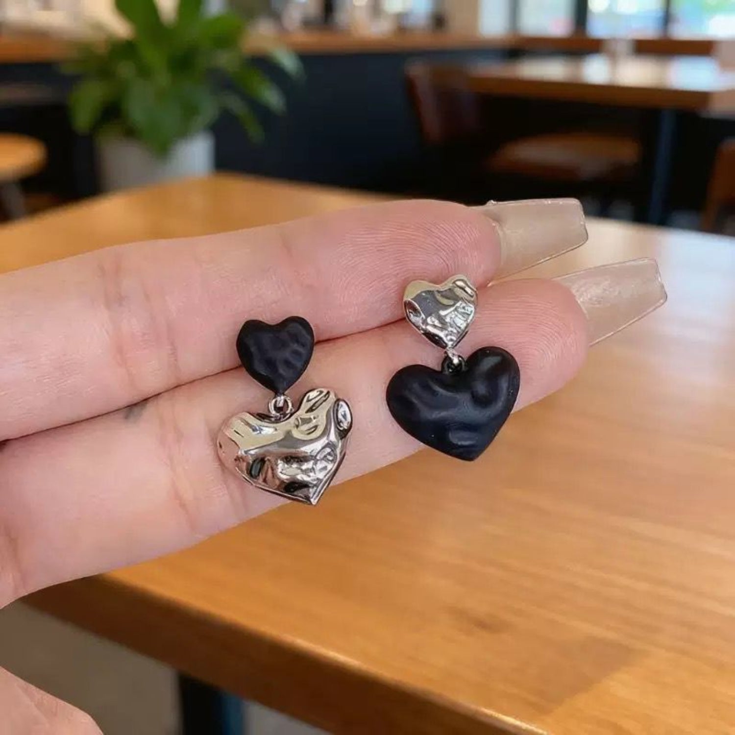 Asymmetrical Black Silver Heart Earrings JLT13529