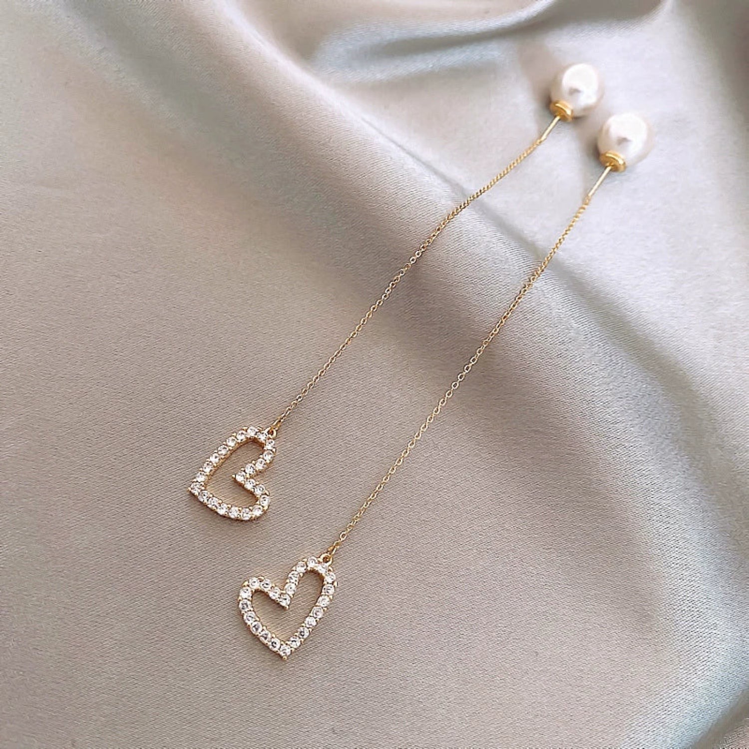 Gold Heart Pearl Threader Earrings JLT13539