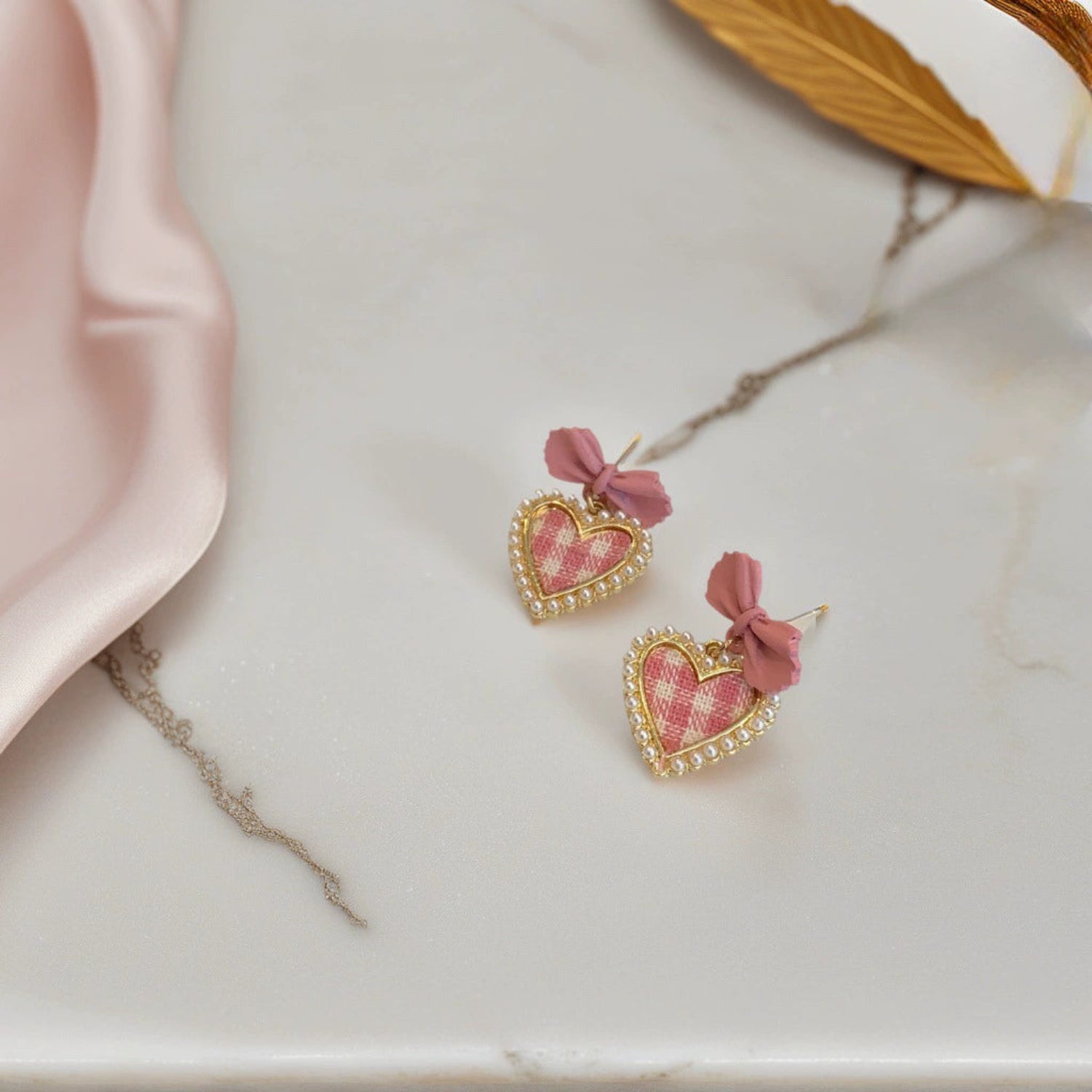 Pink Tweed Bow Heart Earrings JLT13541