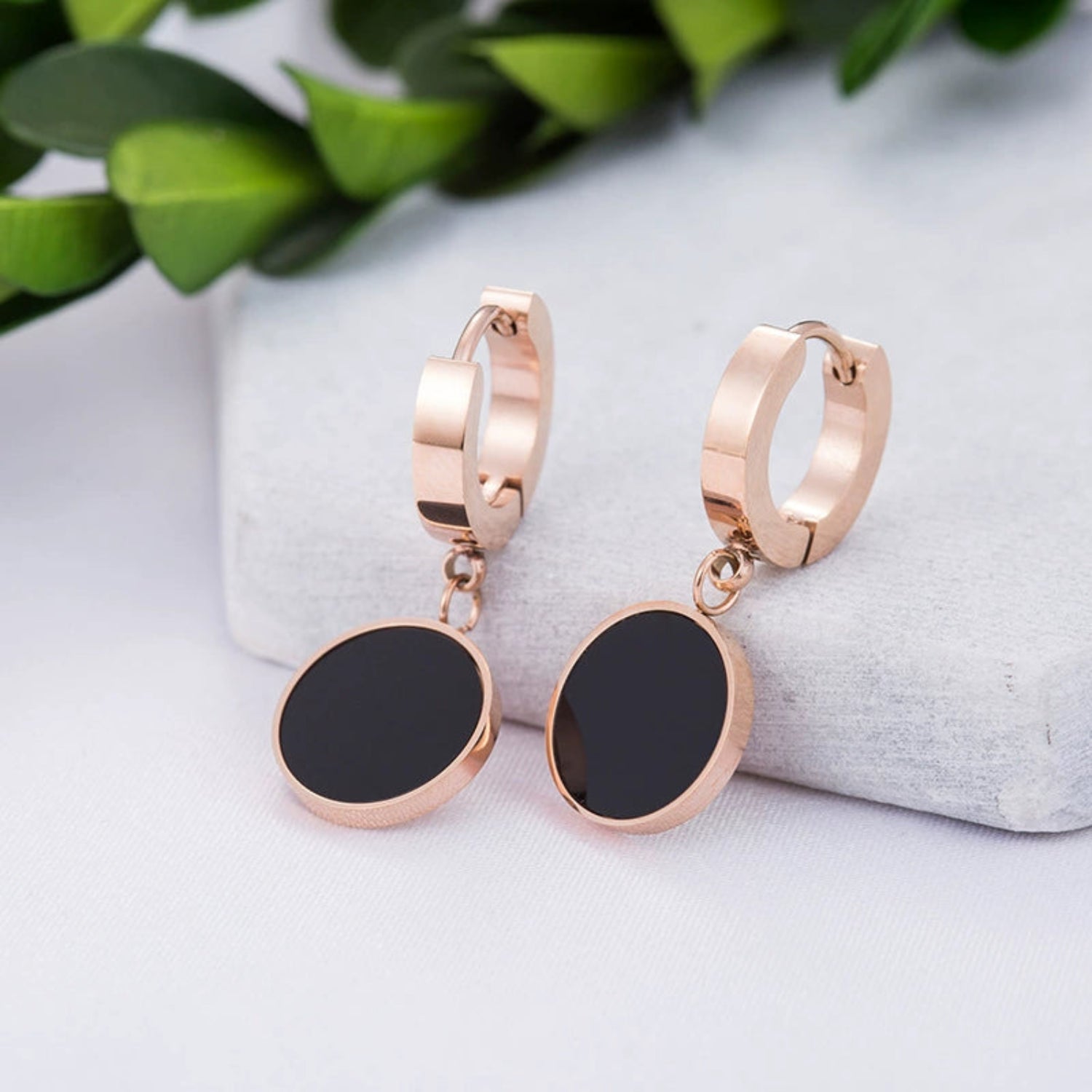 Rose Gold Black Disc Earrings JLT13556