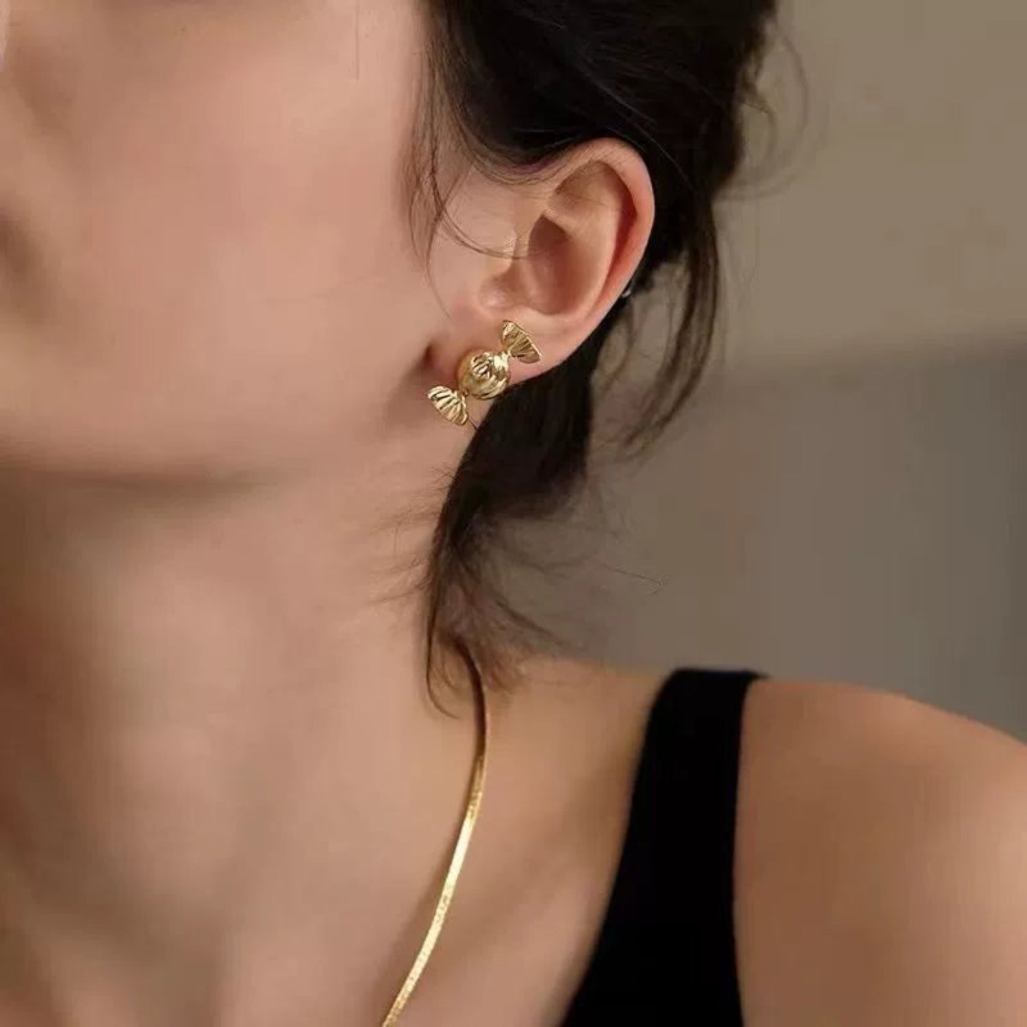 Gold Wrapped Candy Stud Earrings JLT13584