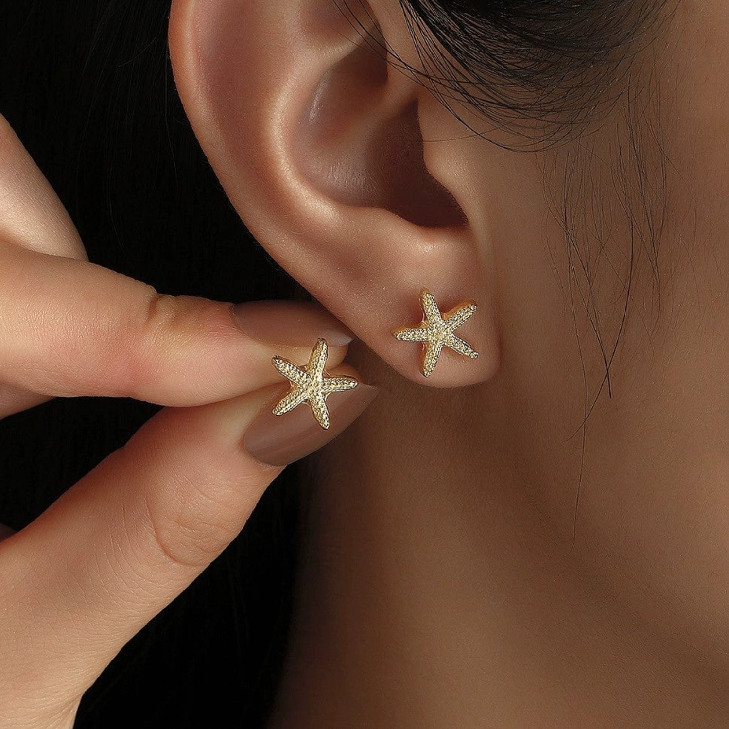 Gold Textured Starfish Stud Earrings JLT13643