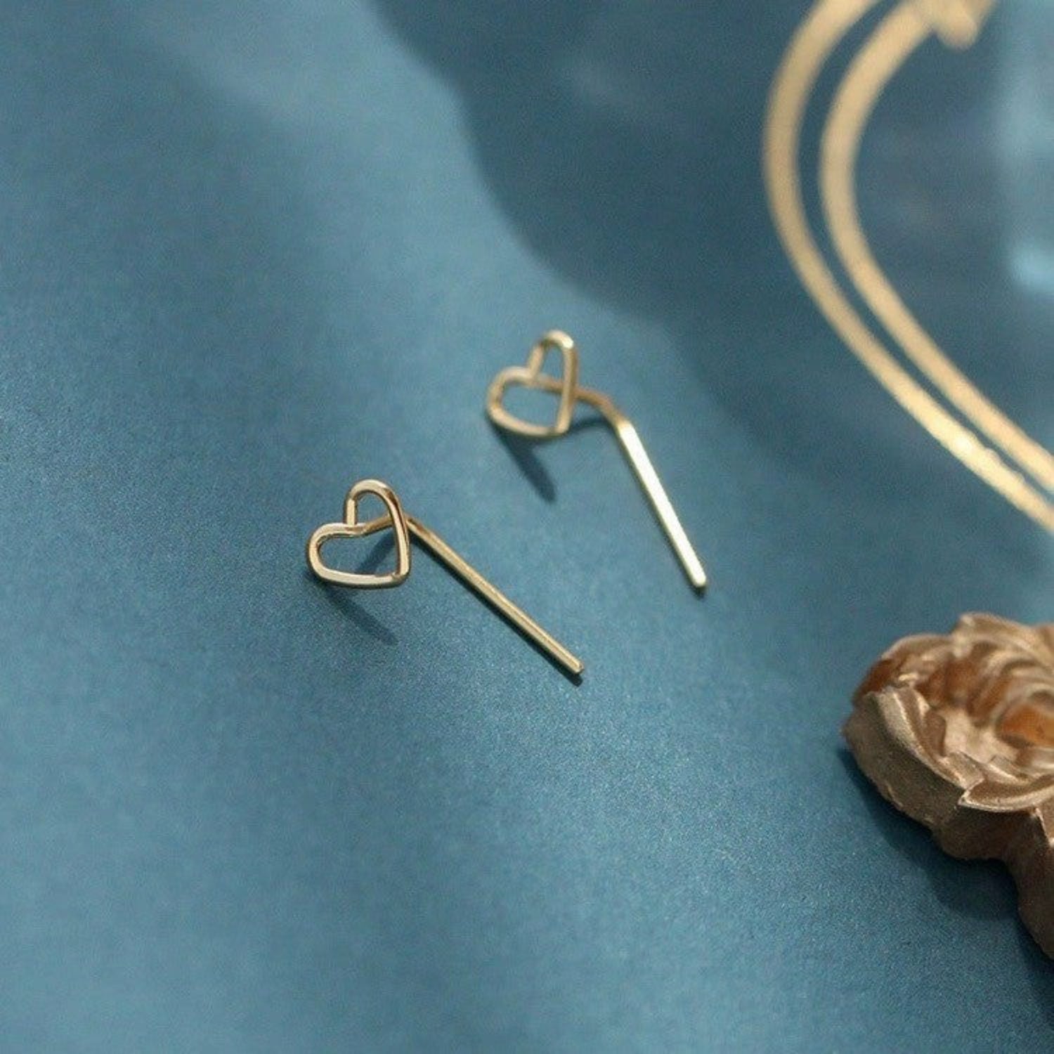 Gold Open Heart Stud Earrings JLT13644