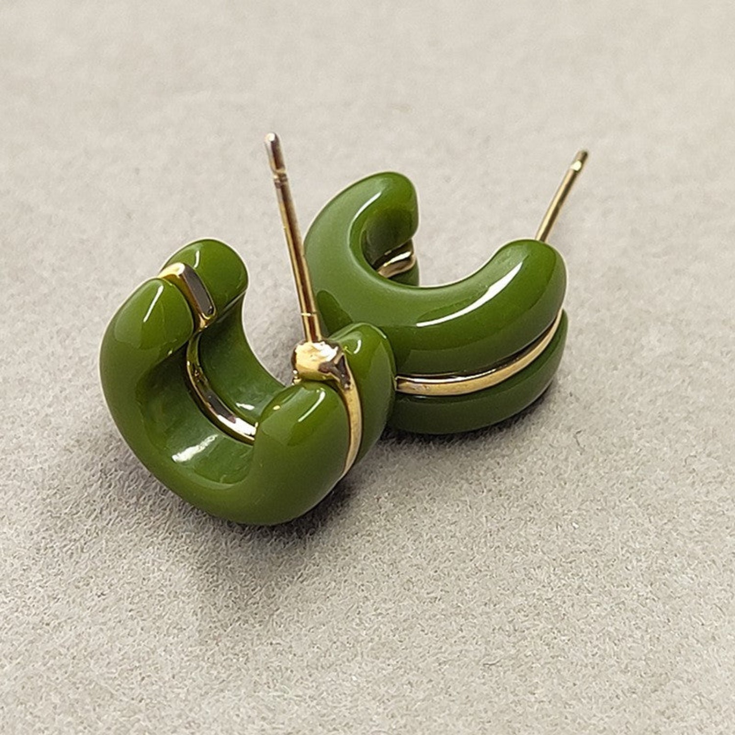 Modern Olive Green Resin Hoops JLT13673