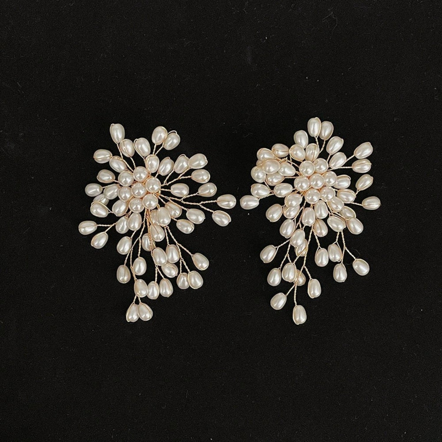 Intricate Wired Pearl Cluster Earrings JLT13701