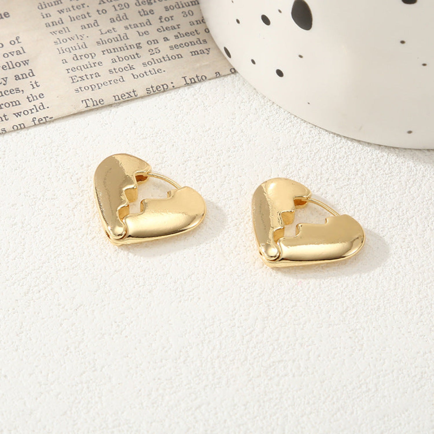 Gold Broken Heart Earrings JLT13854