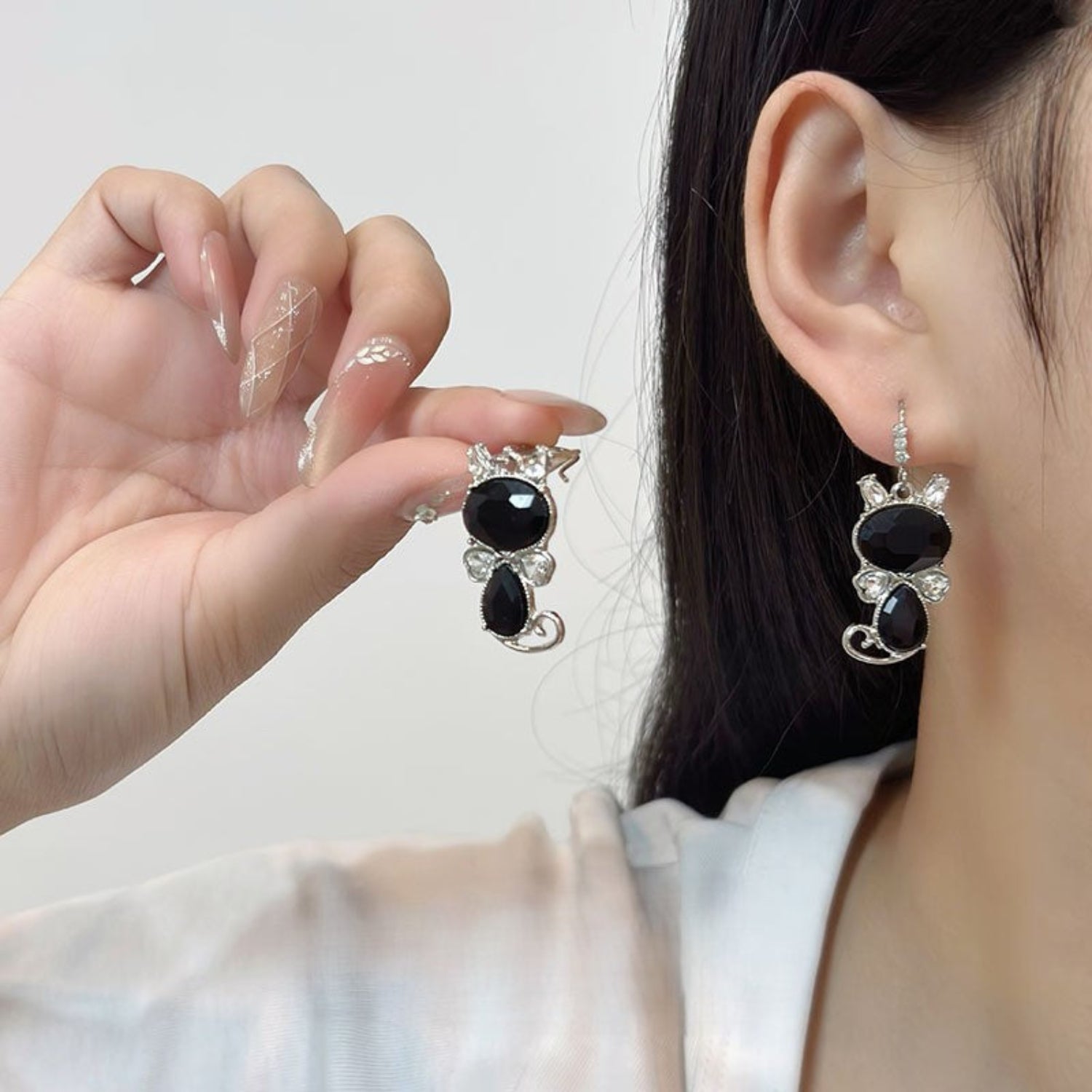 Black Cat Drop Earrings JLT13856