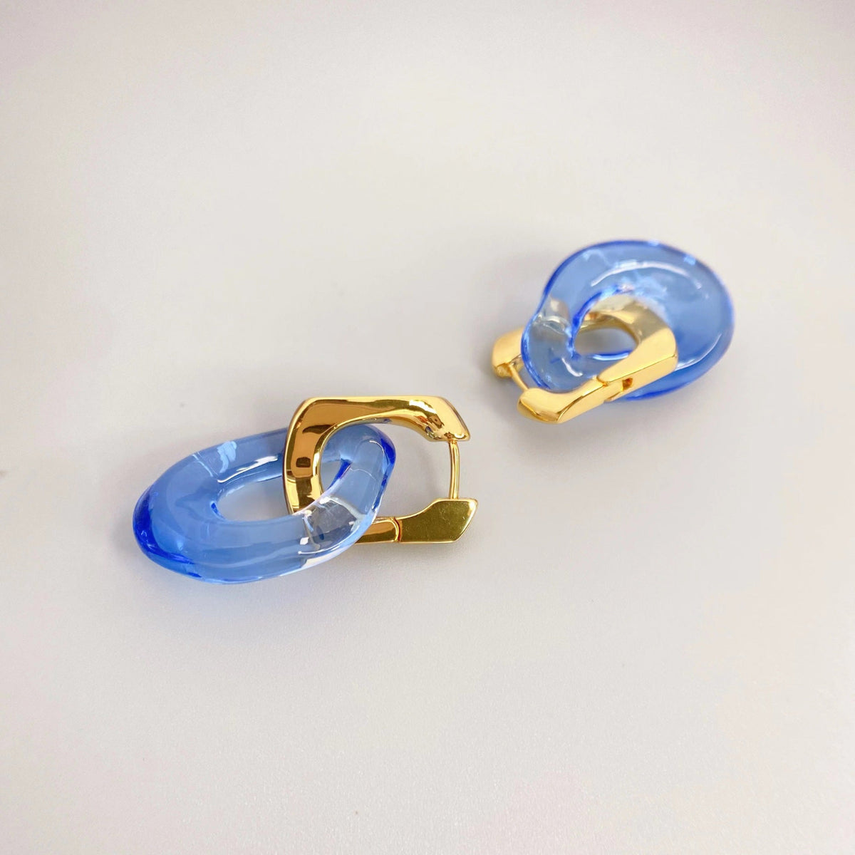 Blue Chic Oval Link Earrings JLT13881