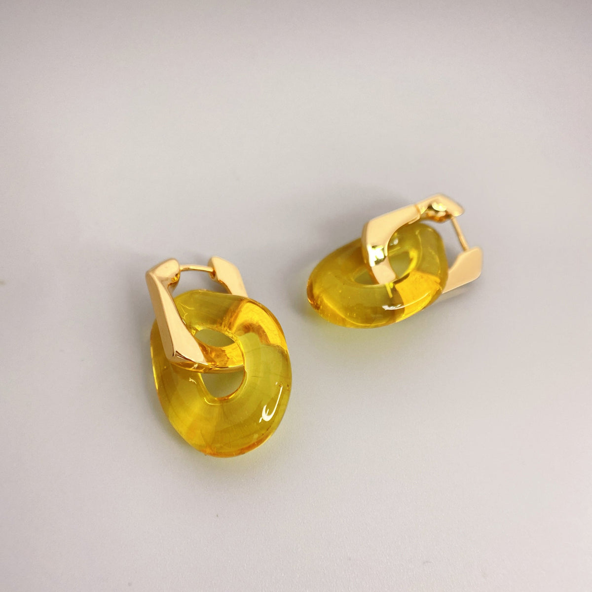Yellow Chic Oval Link Earrings JLT13882