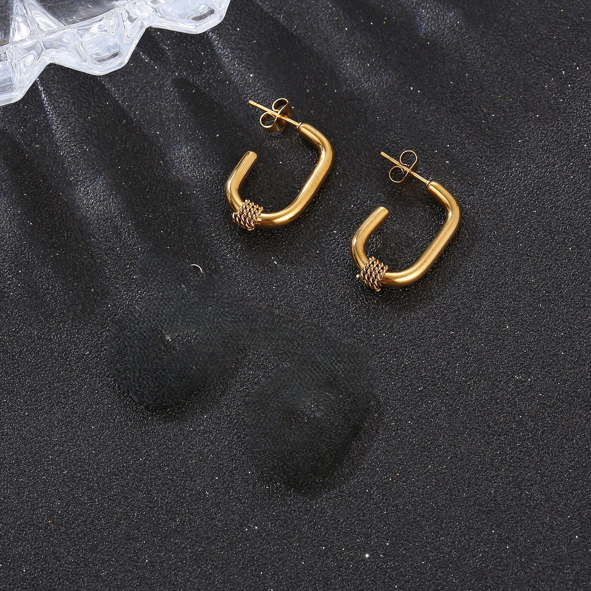 Classic Gold U-Shaped Hoop Earrings JLT14105