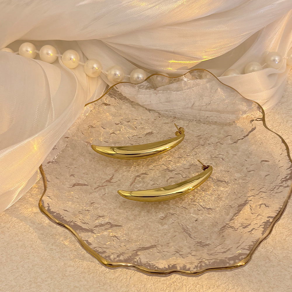 Slim Curved Gold Bar Earrings JLT14139