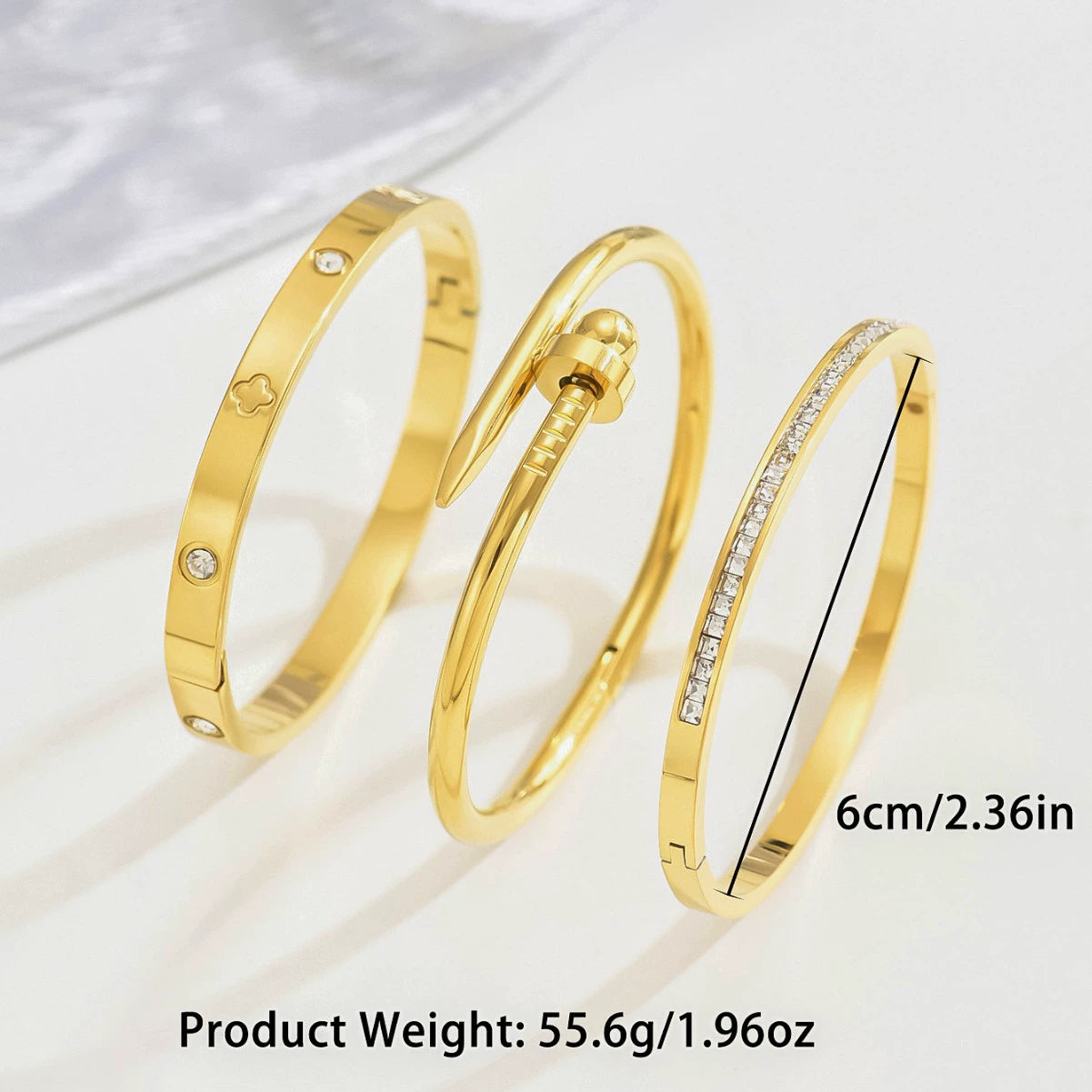Trio of Elegant Gold-Tone Bangle Bracelets JLTB0710