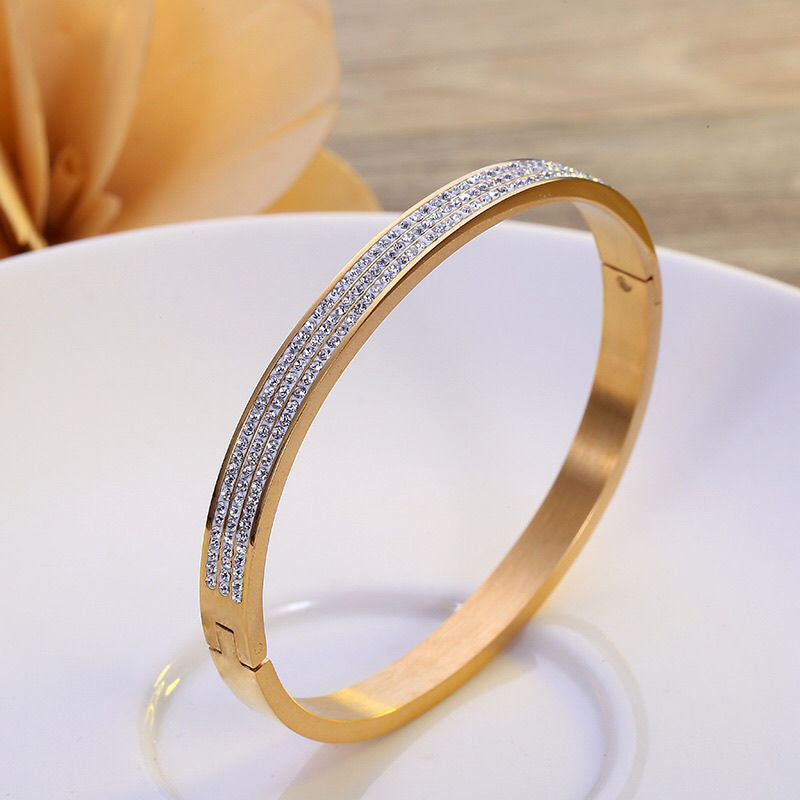 Flashy Sparkling White Crystal Band Bracelet JLTB0750