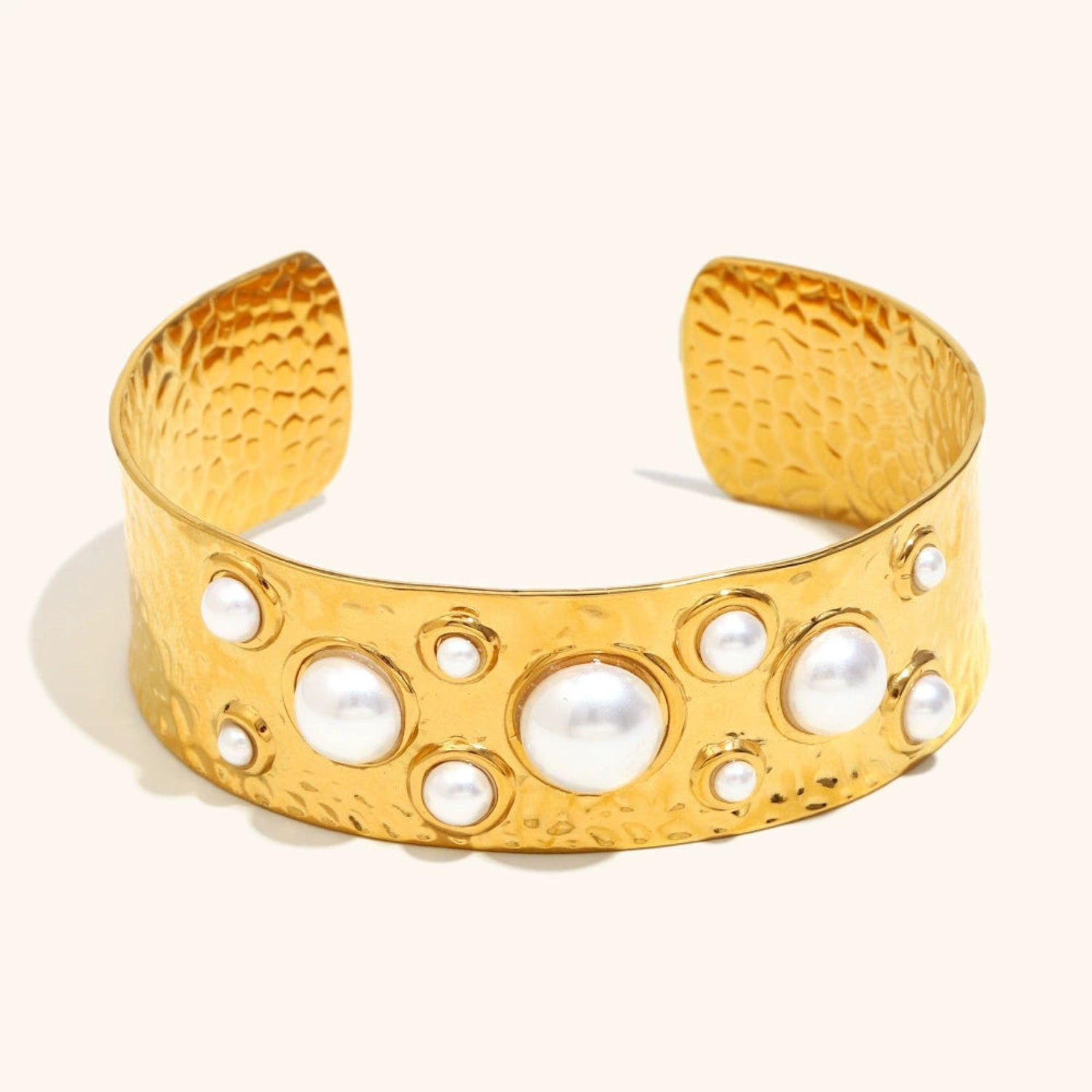 Hammered Gold Cuff Bracelet Adorned with Faux Pearl Embellishments JLTB0843