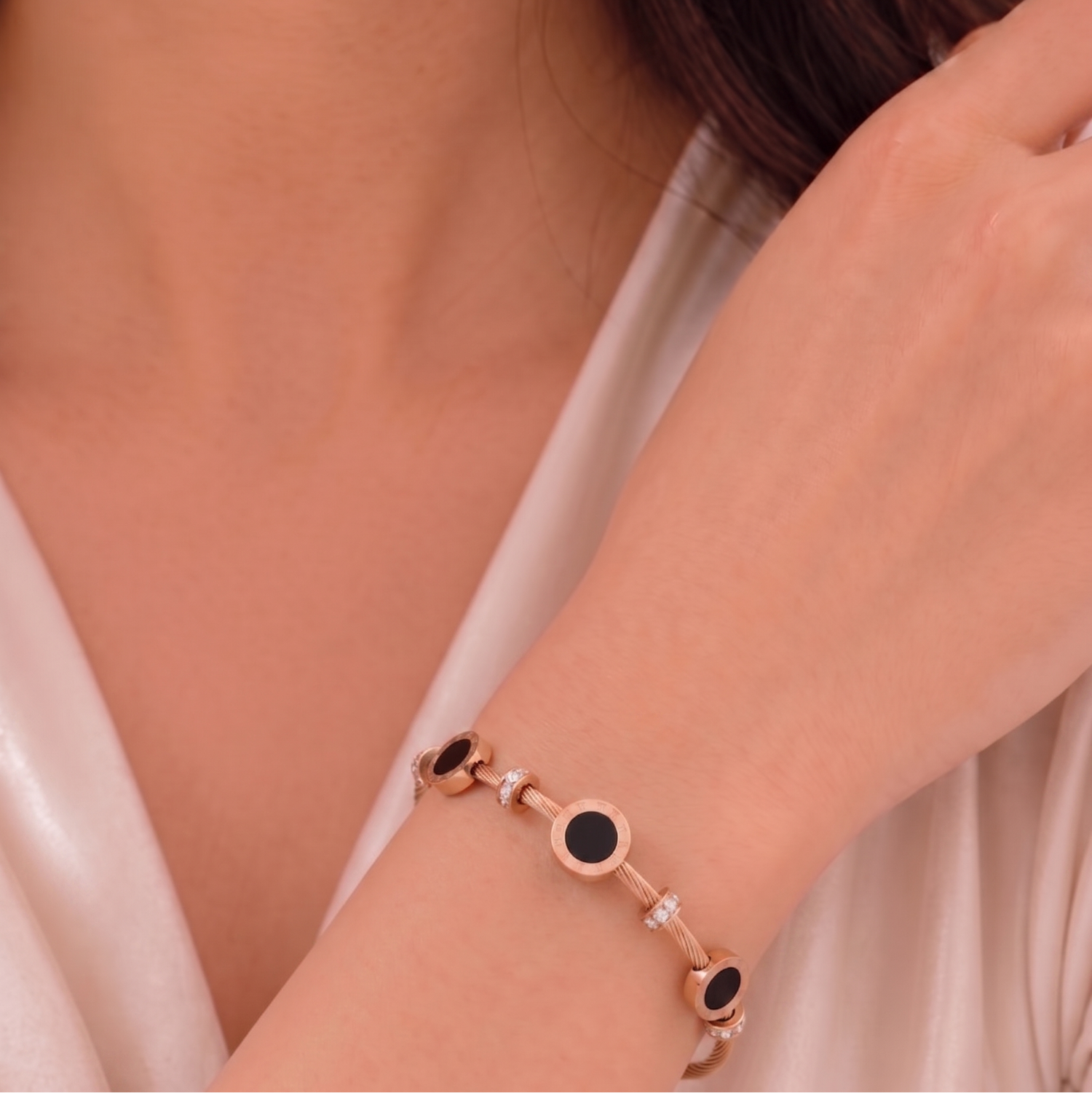 Rose Gold Cable Wire Bracelet with Black Enamel JLTB0847