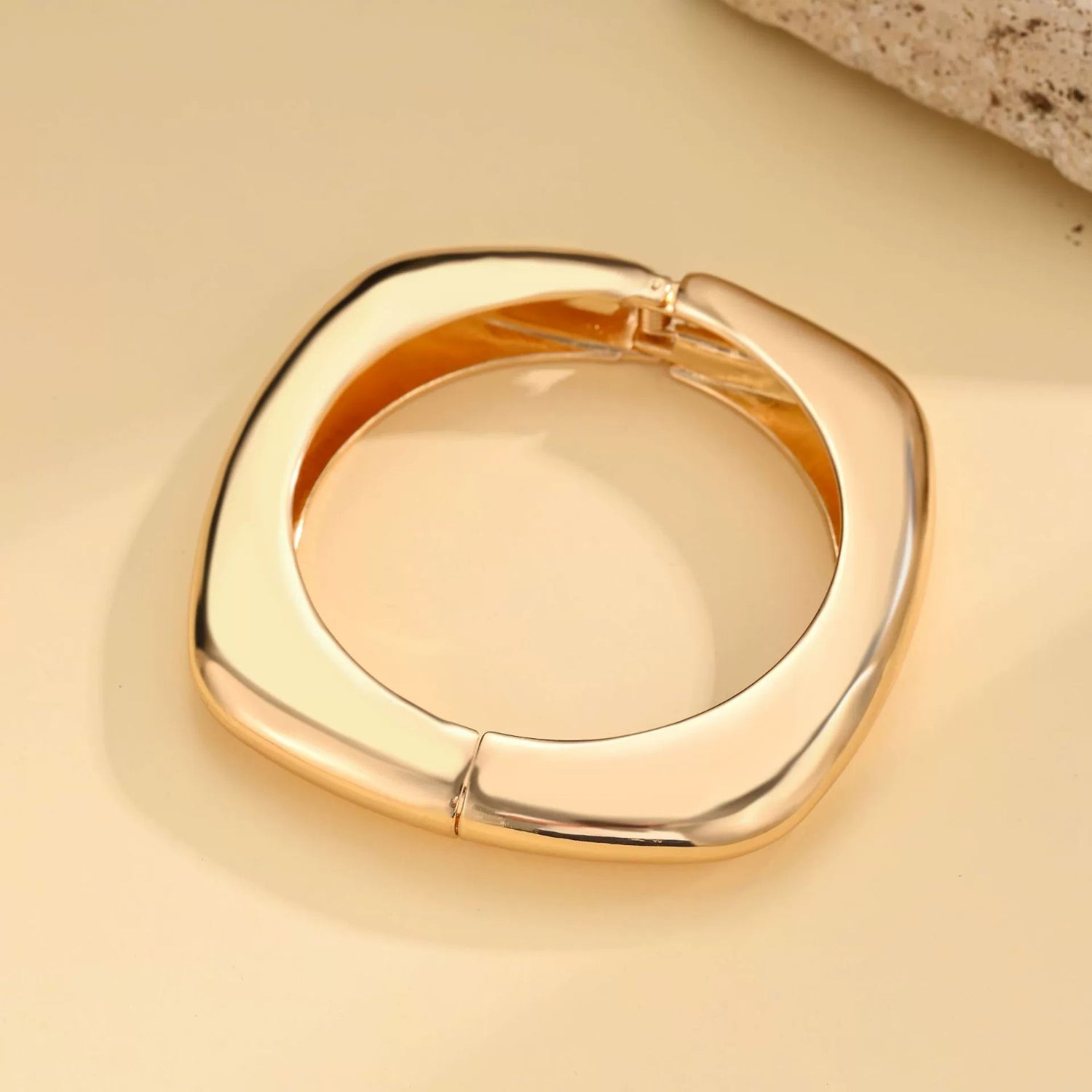 Just lil Things Sleek Gold Oval Bangle – Minimalist Polished Design JLTB0888