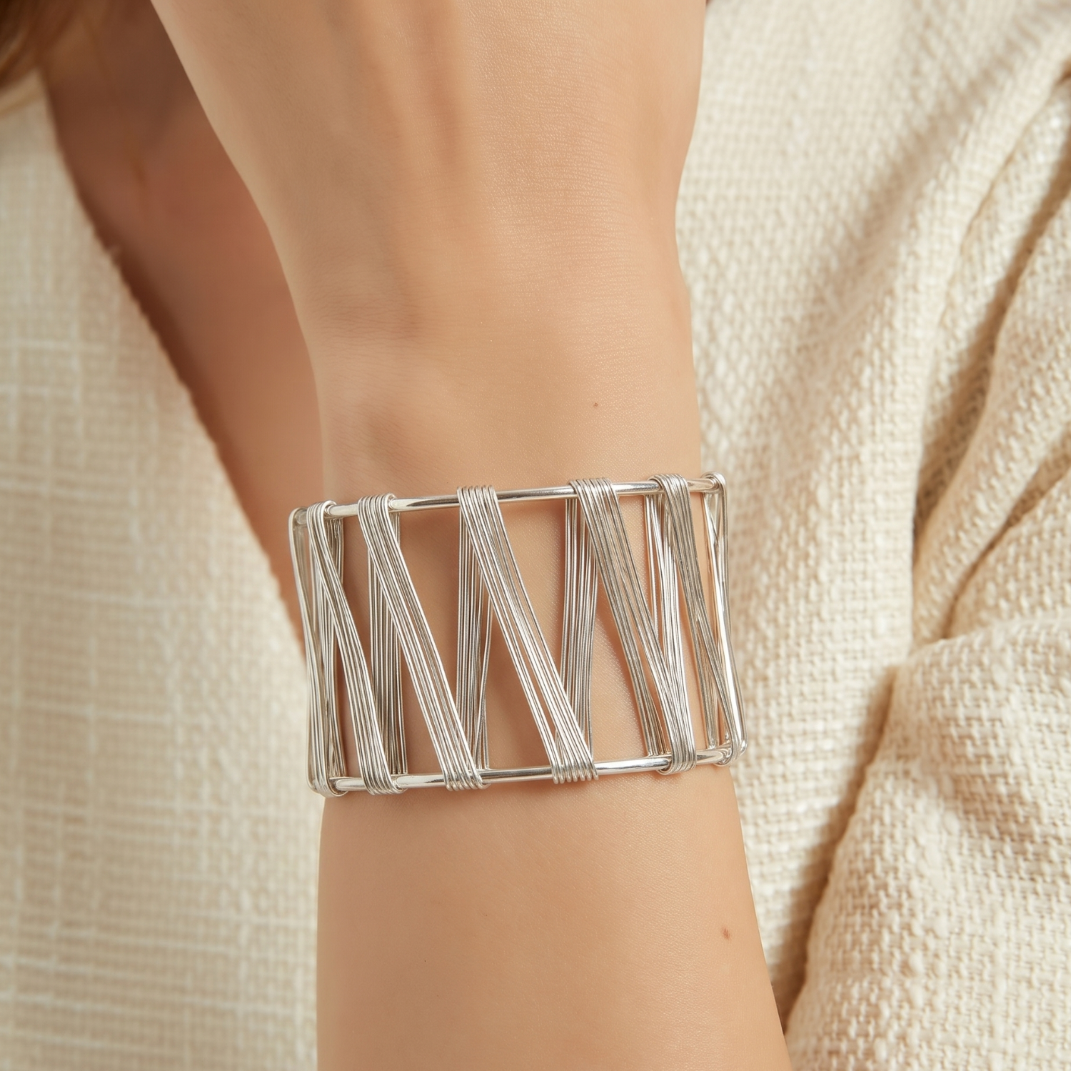 Just lil Things Openwork Silver Cuff Bracelet – Crisscross Wire Design JLTB0892