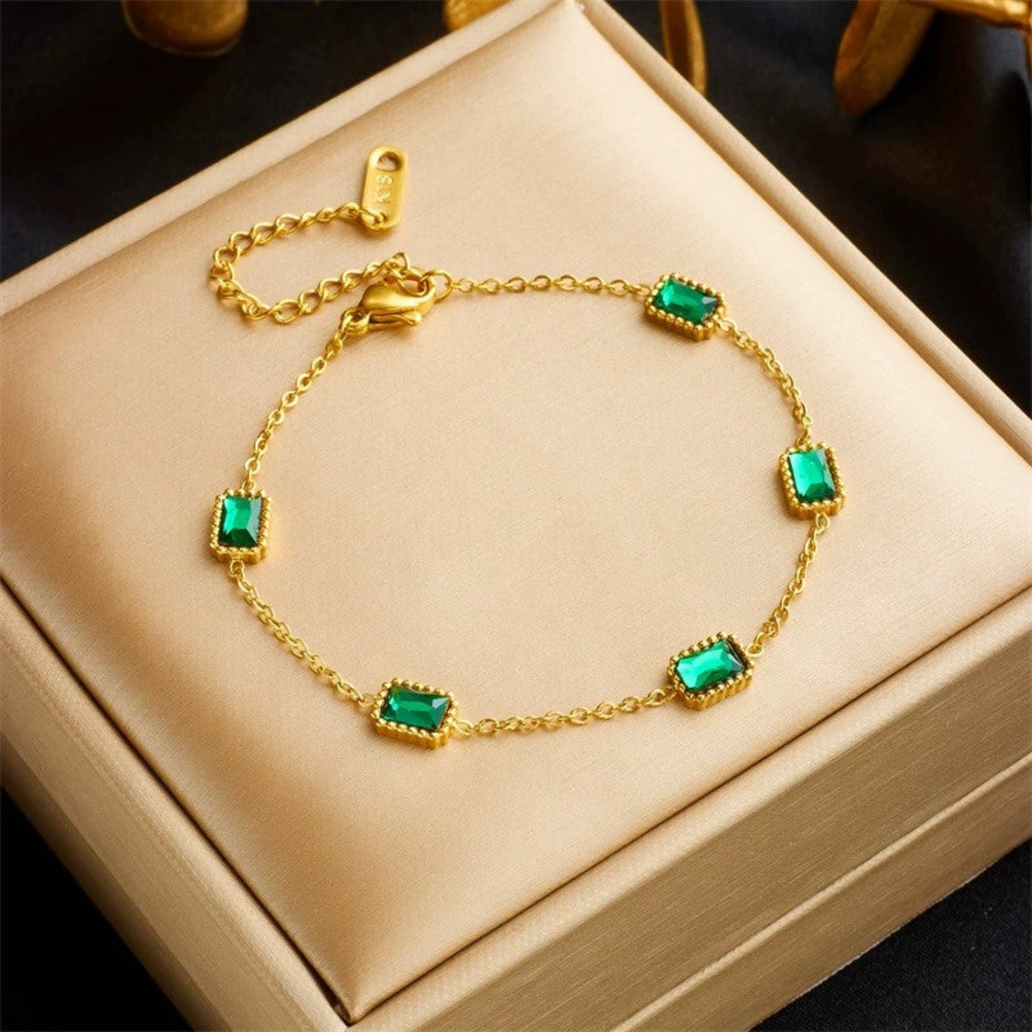 Just Lil Things Emerald Charm Bracelet with Gold Chain Links JLTB0955