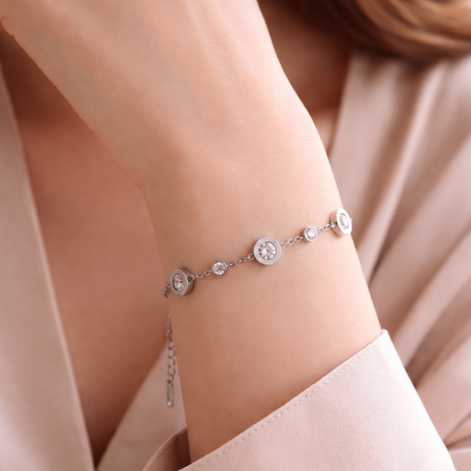 Elegant Silver Crystal Station Bracelet JLTB1027