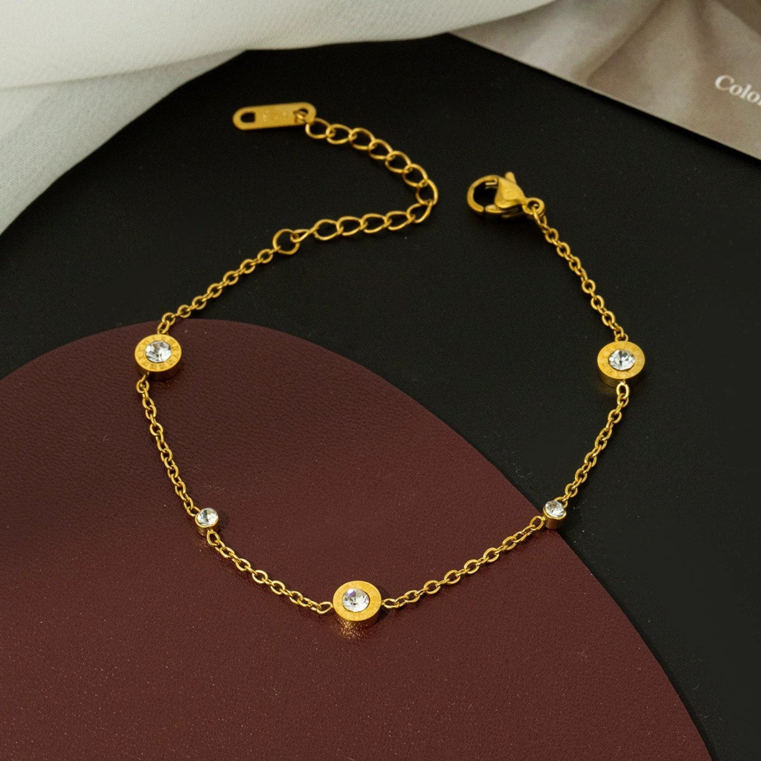 Gold Interlocking Circle Link Bracelet JLTB1047