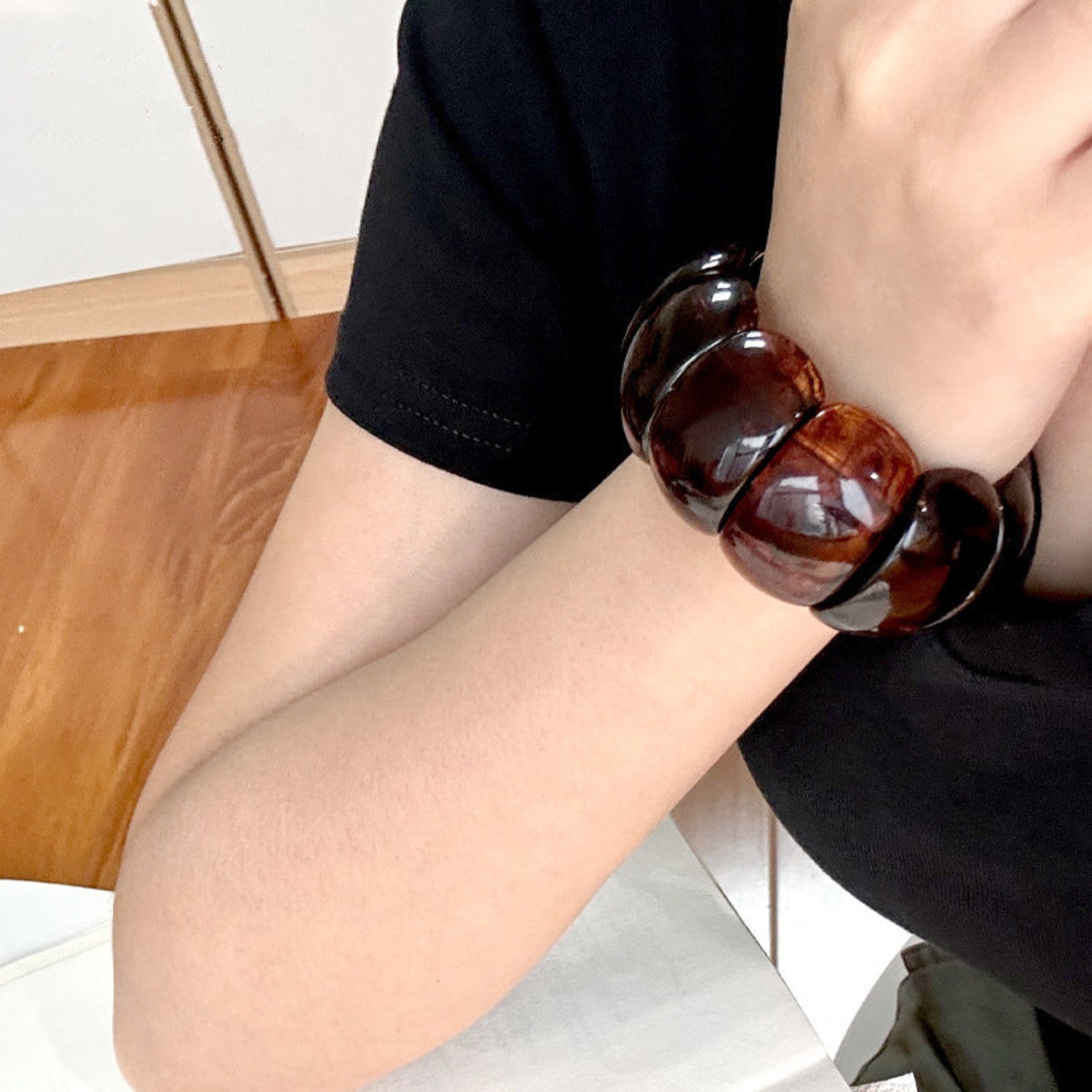 Brown Tortoise Oval Stretch Bracelet JLTB1087