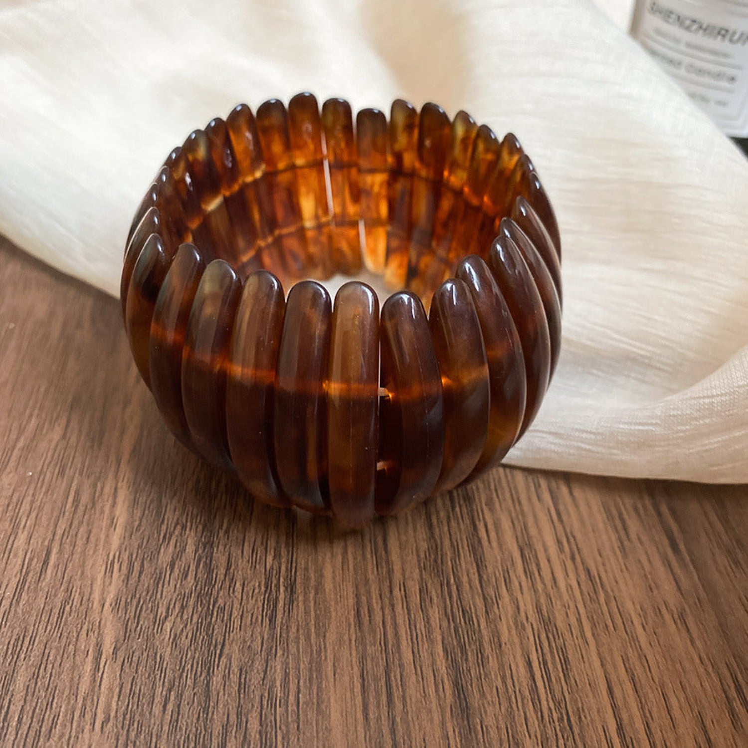 Classic Tortoise Shell Resin Stretch Bracelet JLTB1124