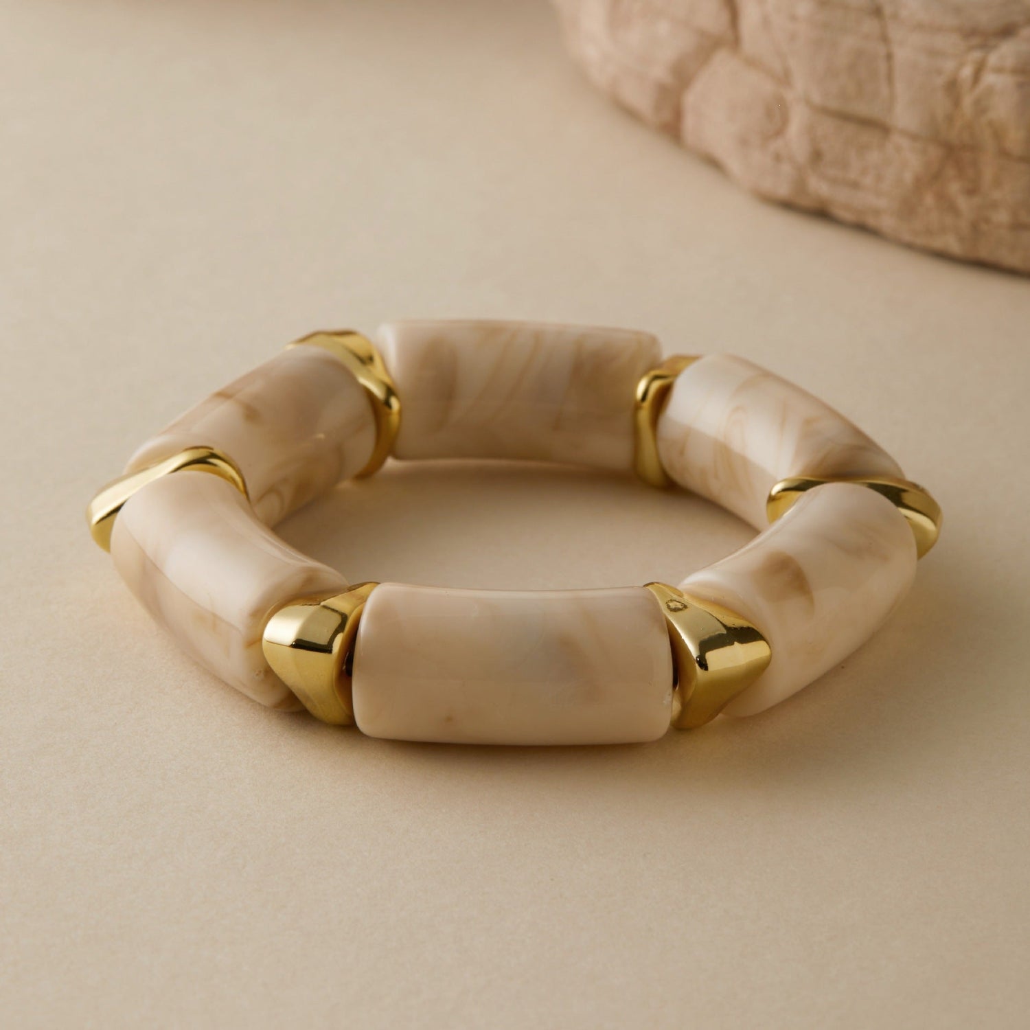 Soft Ivory Resin Stretch Bracelet JLTB1130
