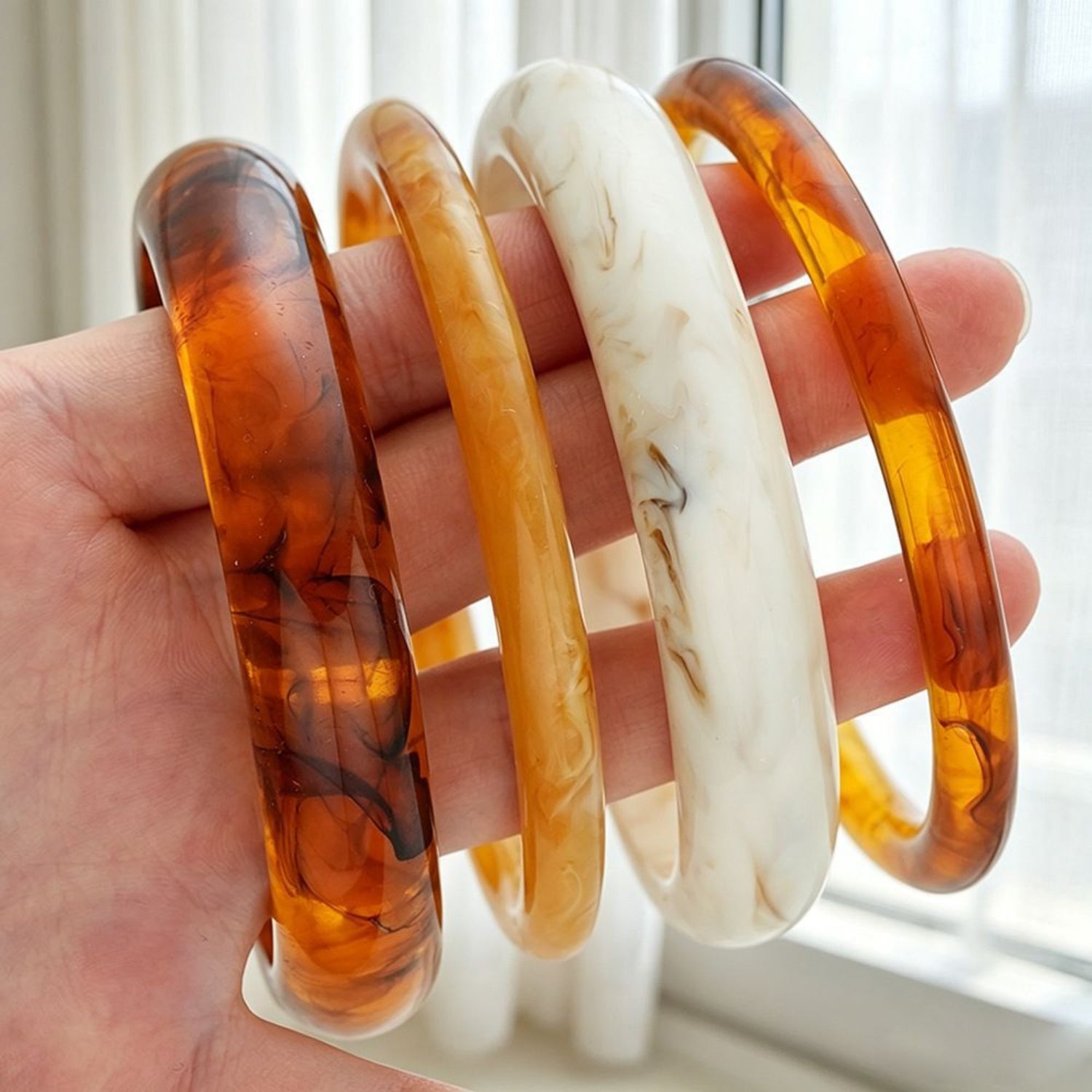 Sophisticated Amber Tortoise Bangle Set JLTB1138