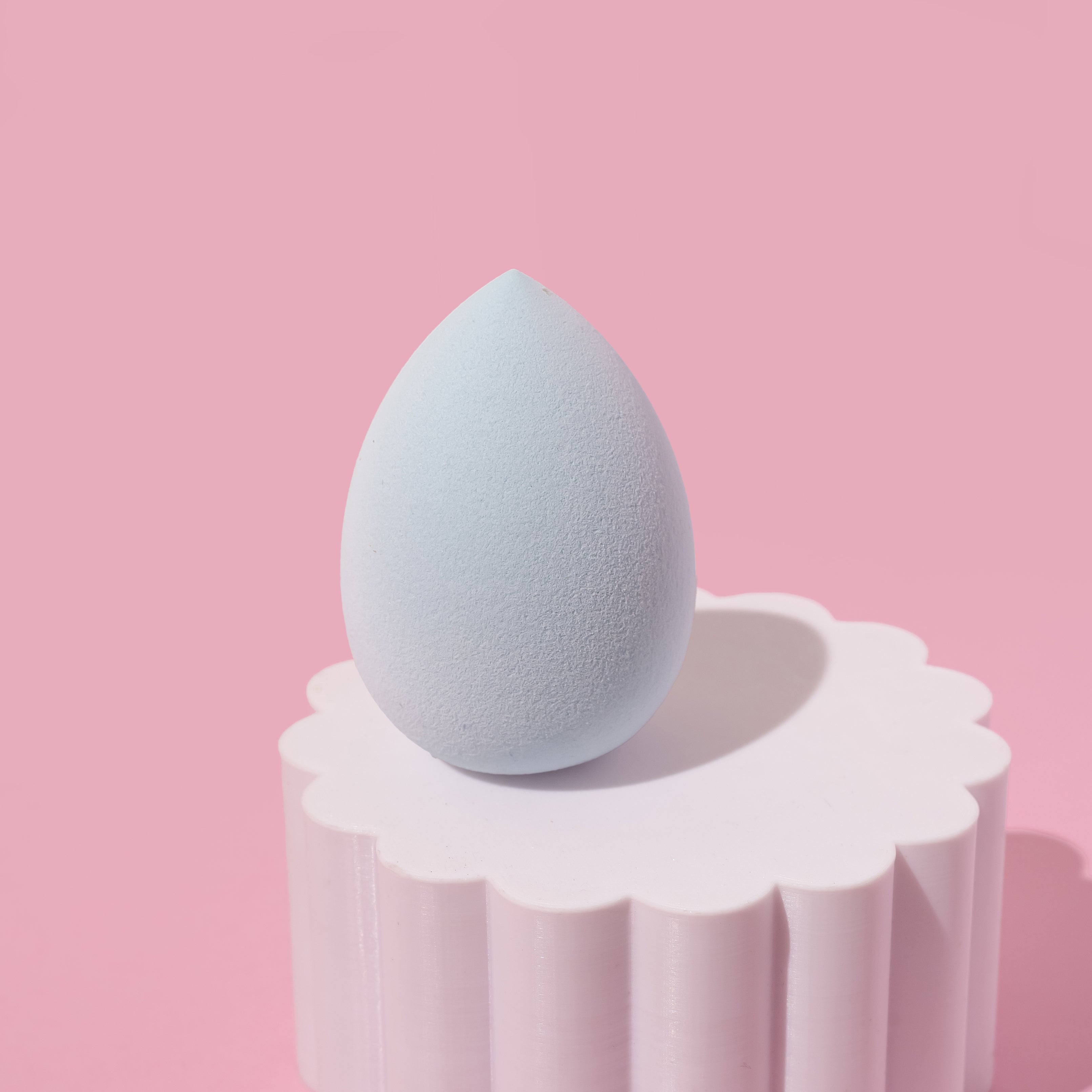 Professional Beauty Blender Sponge Makeup Applicator Puffs (Random Color)Pack of 4 JLTBASICSBB002
