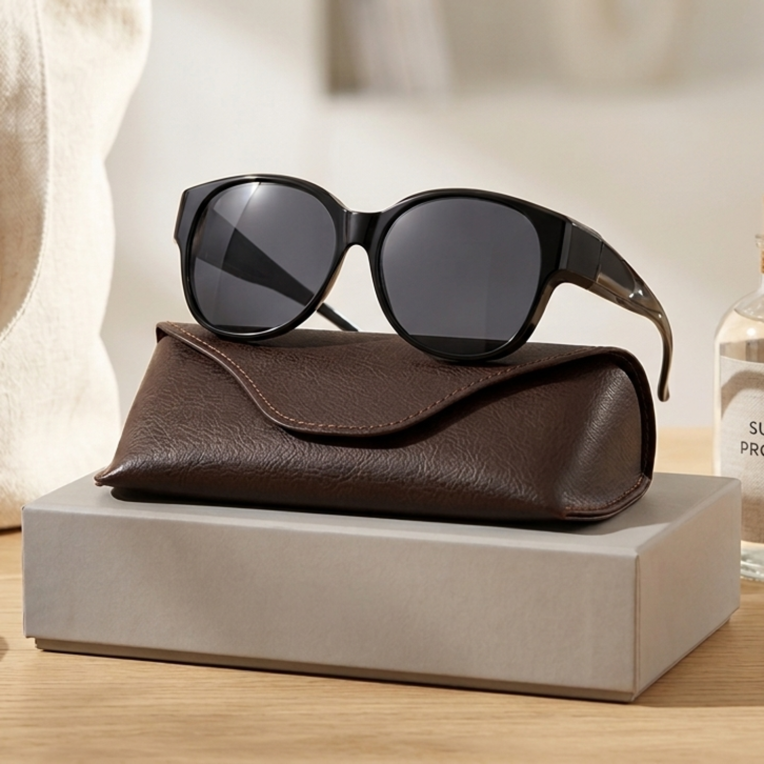 Classic Black Round Sunglasses JLTG0145