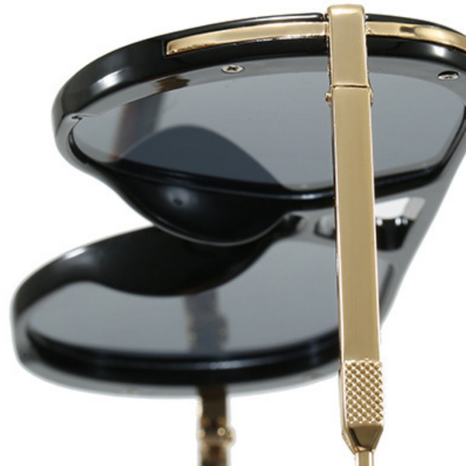 Black Aviator Gold Temple Sunglasses JLTG0297