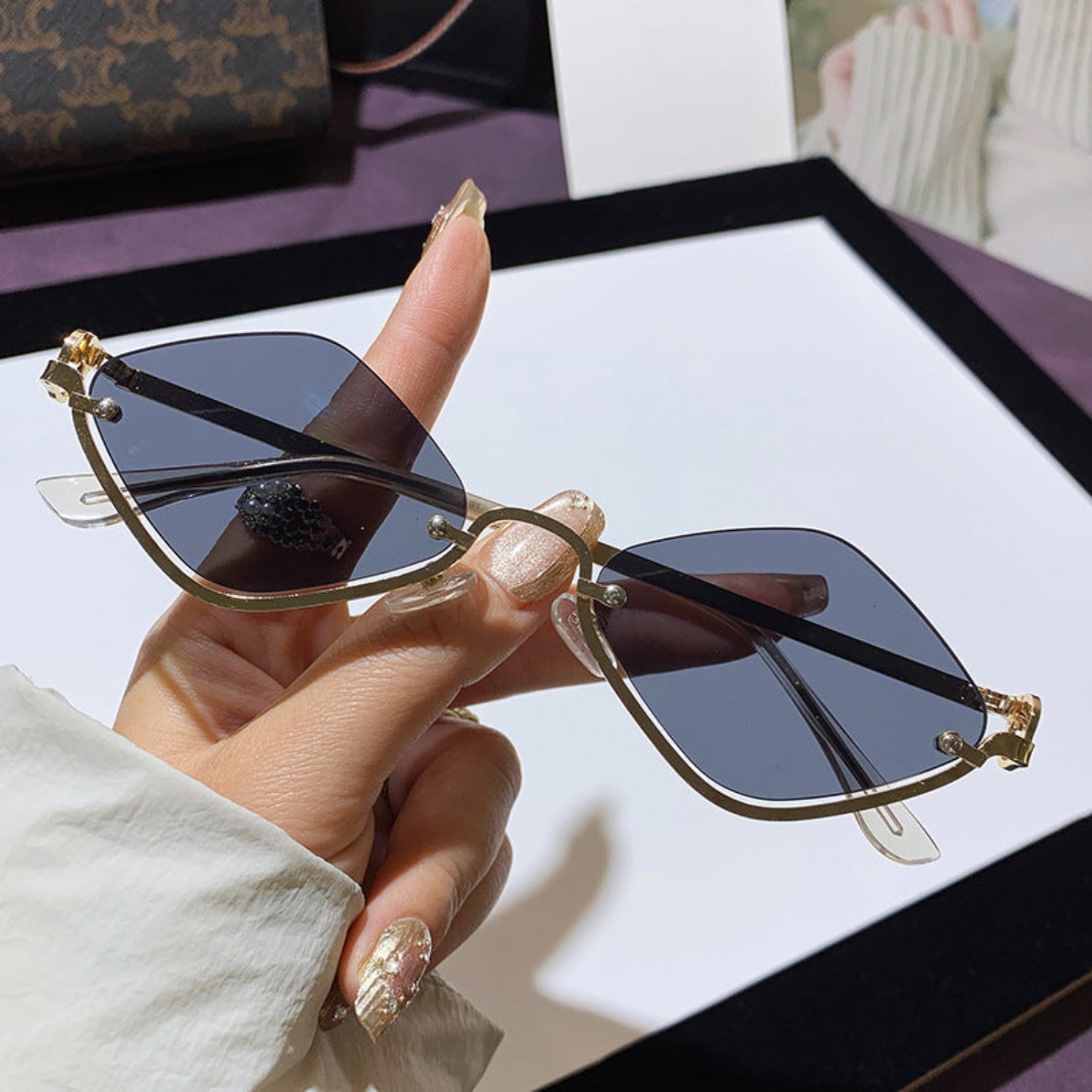 Gold Half-Rim Black Gradient Sunglasses JLTG0354
