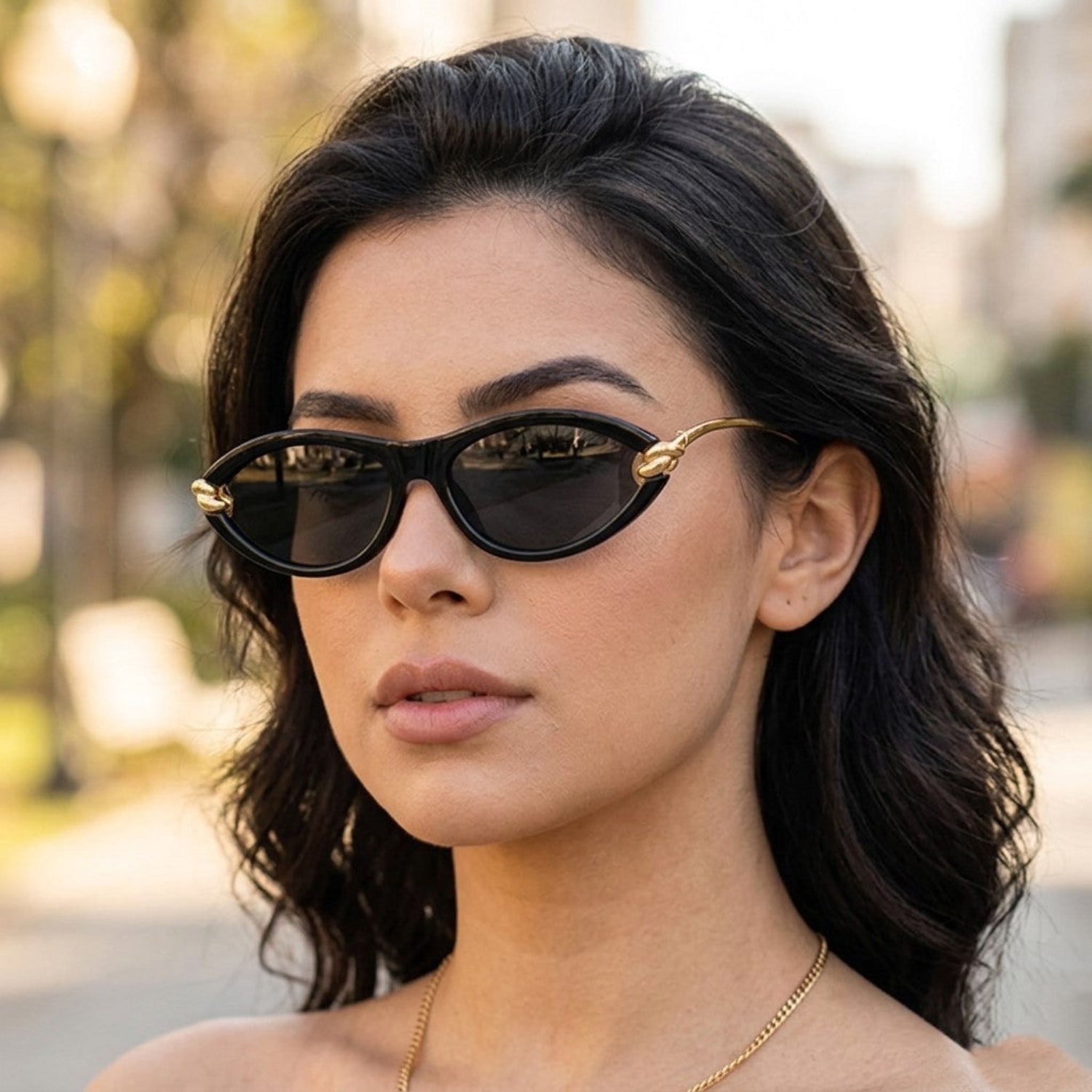 Black Shell Gold Cat-Eye Sunglasses JLTG0362
