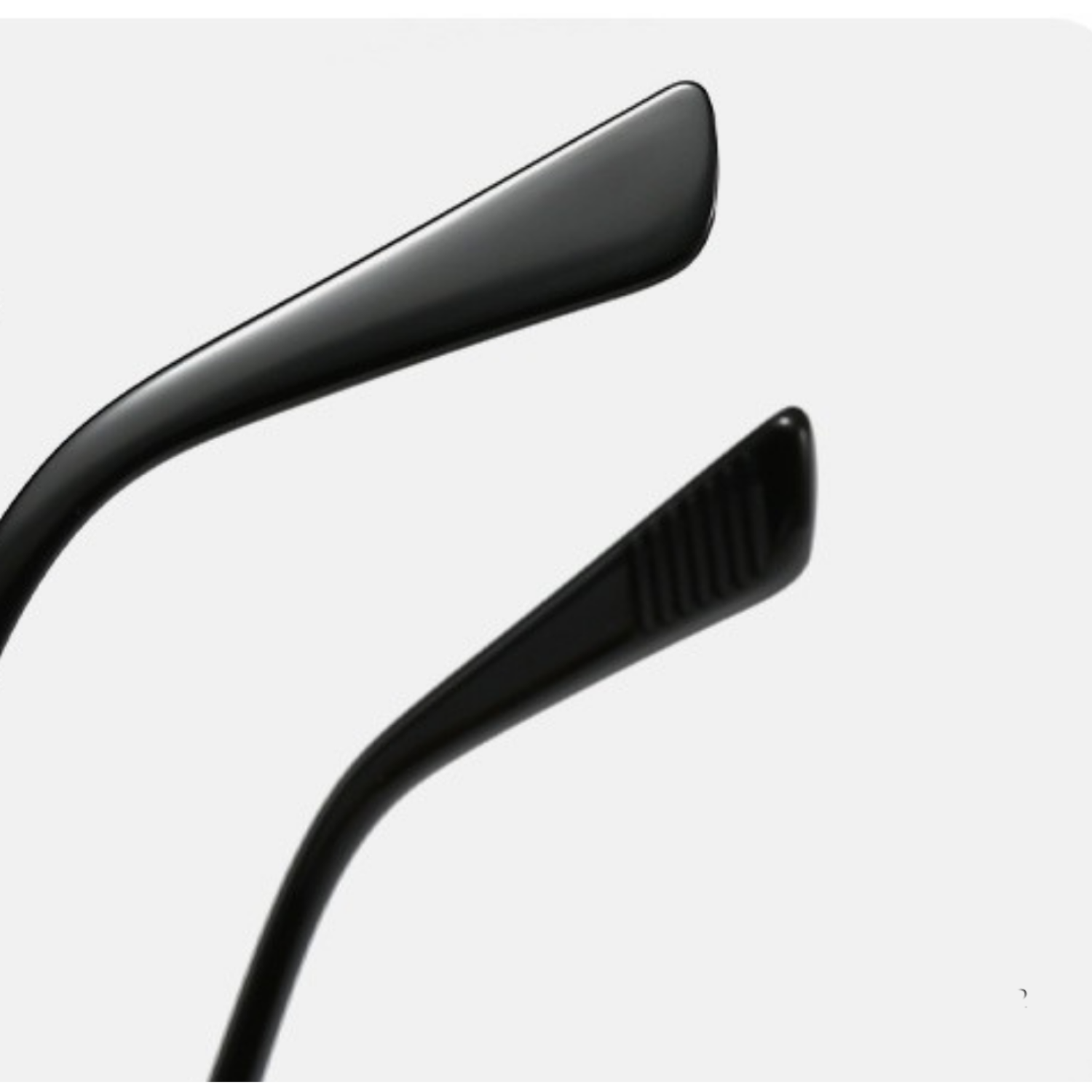 Gold Bridge Black Cat-Eye Sunglasses JLTG0367
