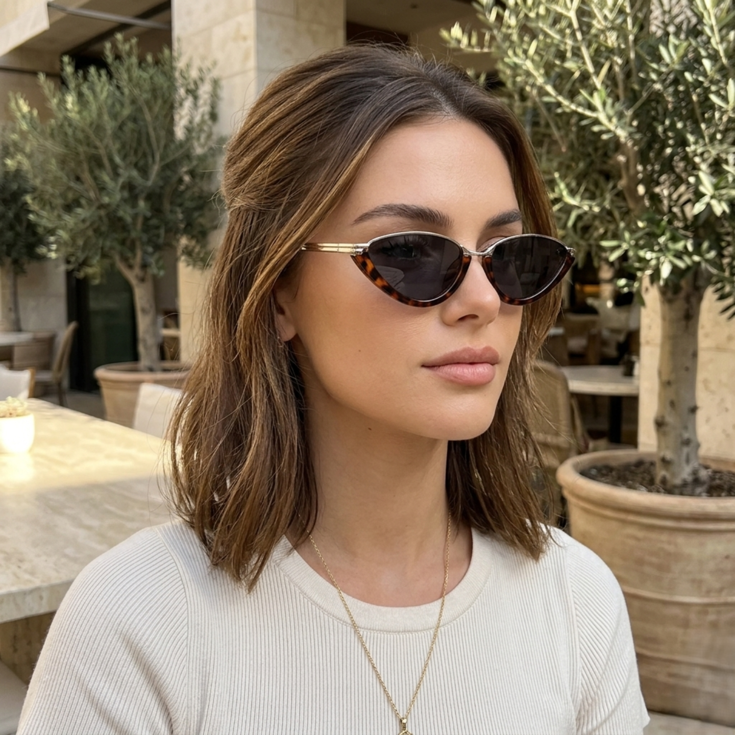 Gold Bridge Tortoise Black Cat-Eye Sunglasses JLTG0368