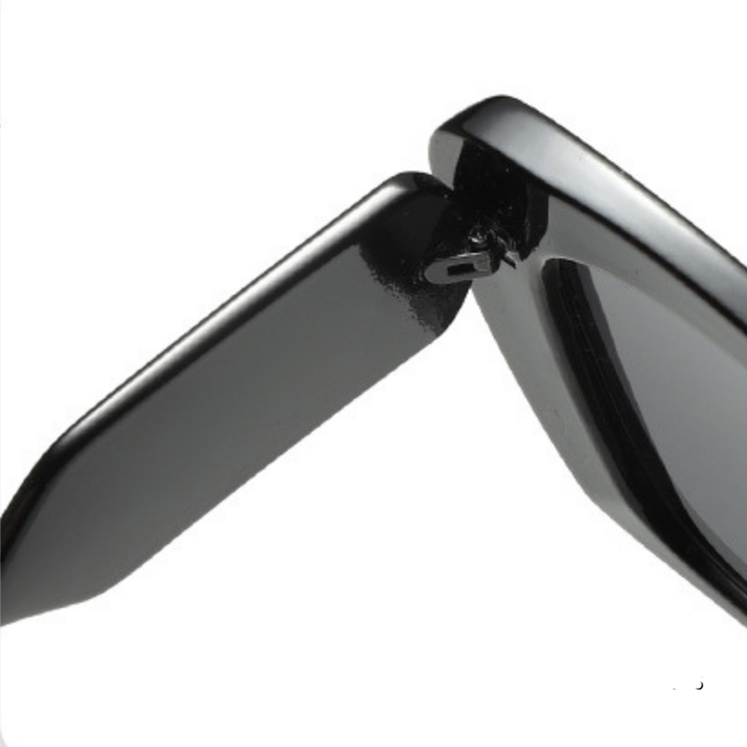 Bold Black Geometric Cat-Eye Sunglasses JLTG0369