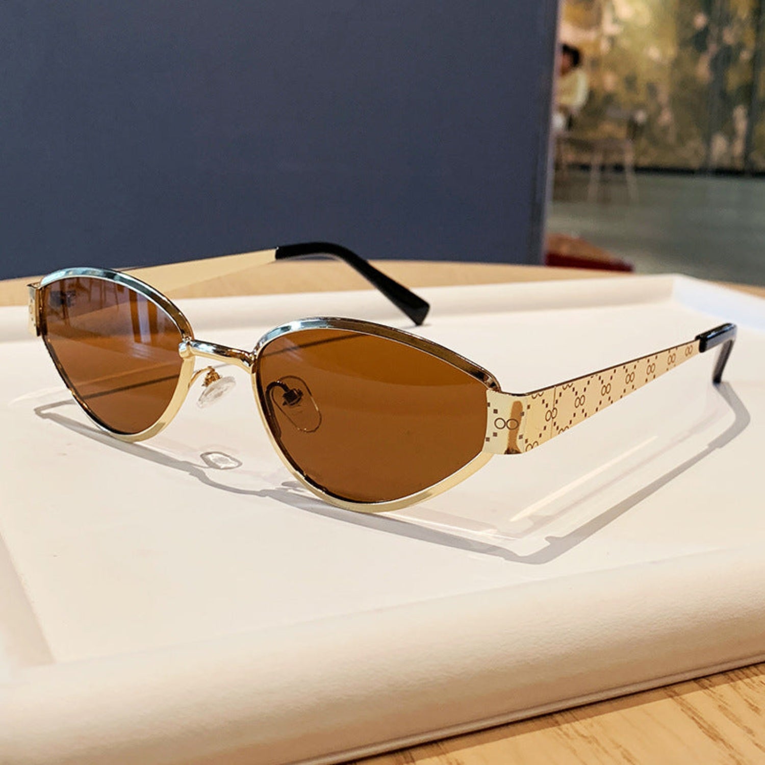 Gold Patterned Temple Brown Sunglasses JLTG0373