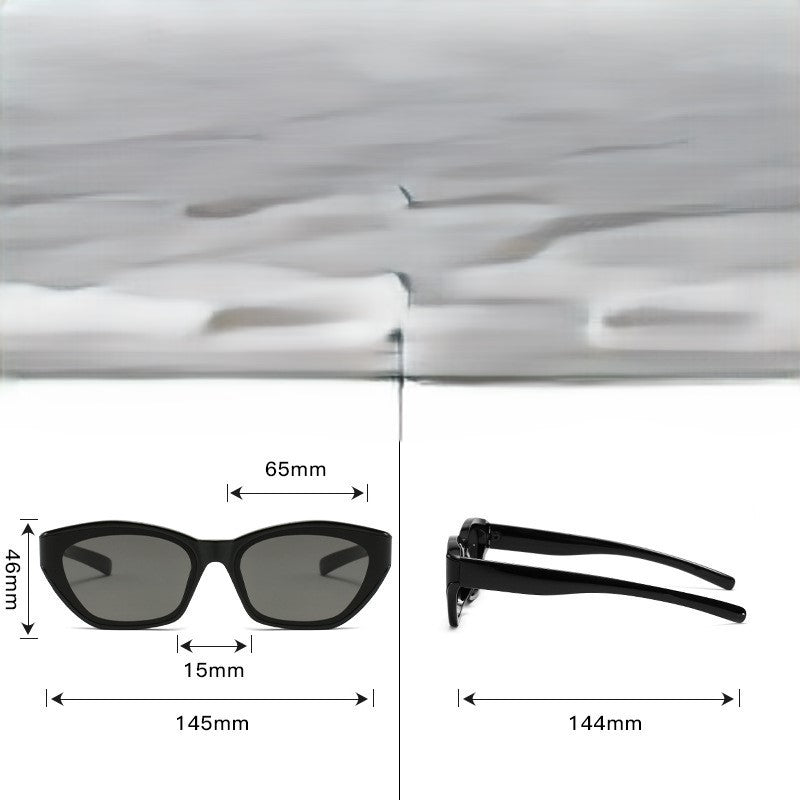 Classic Black Bold Cat-Eye Sunglasses JLTG0381