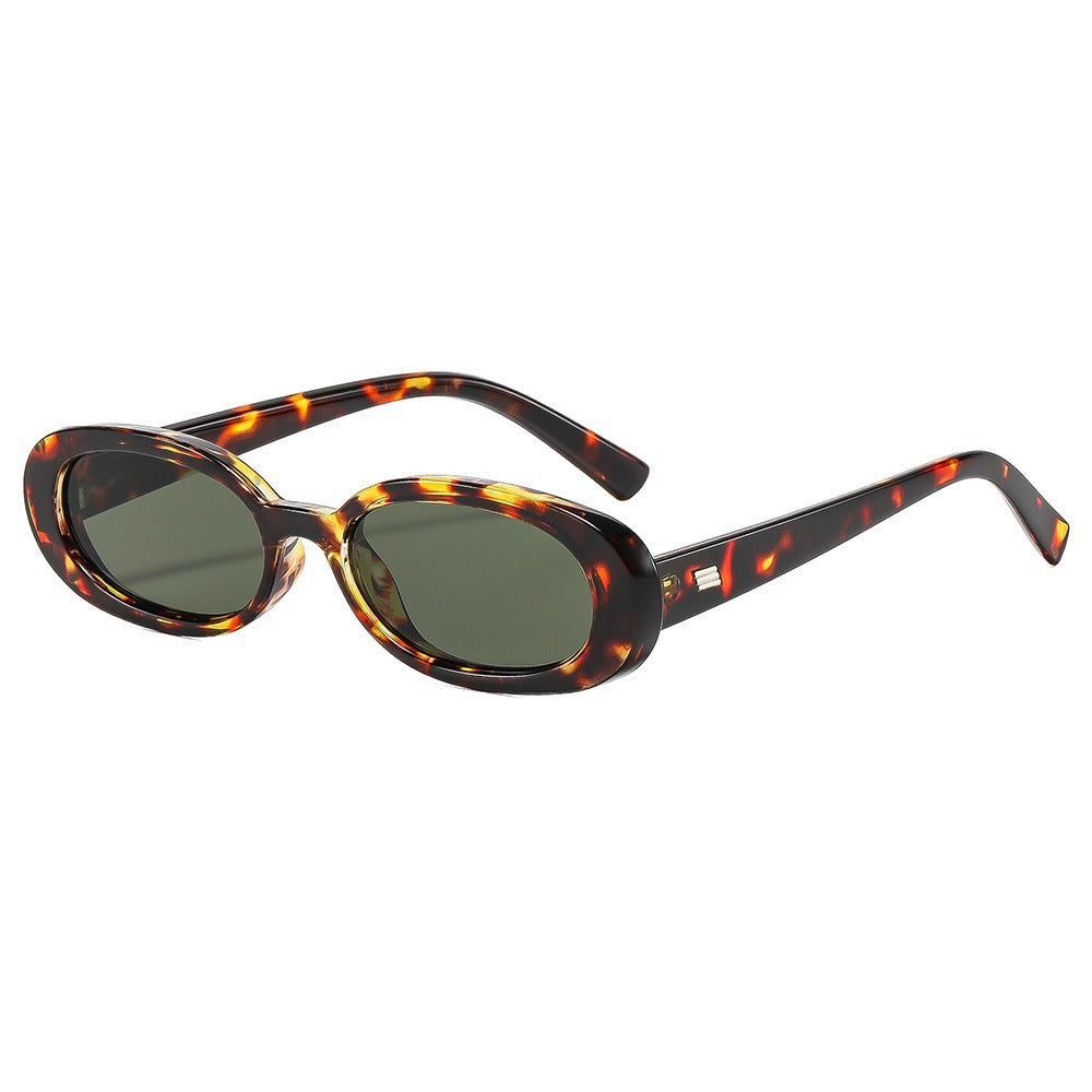 Chic Tortoiseshell Oval Sunglasses JLTG0435